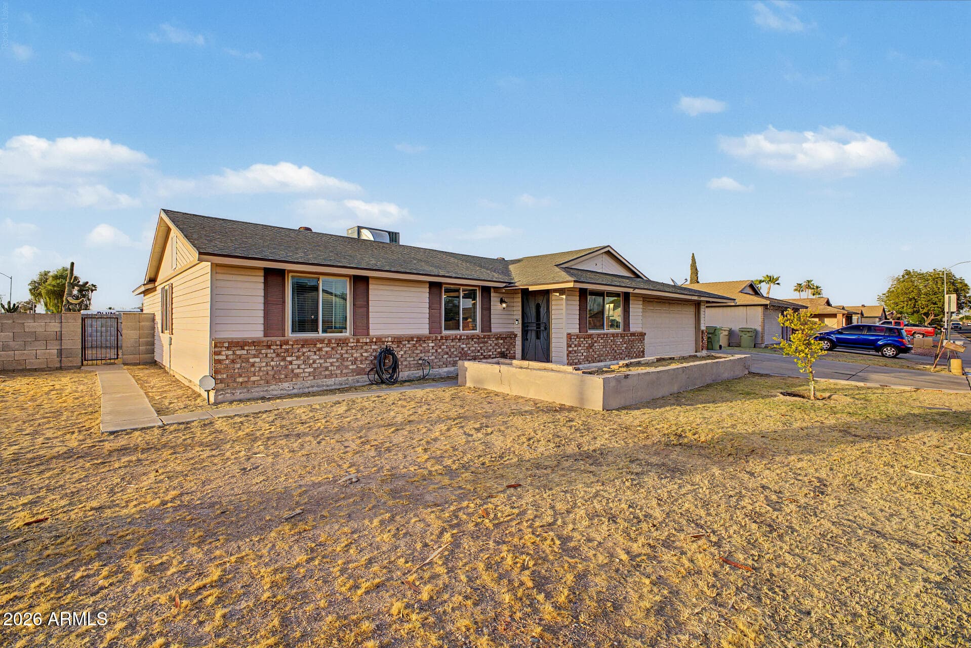 6244 W KAREN LEE Lane, Glendale, AZ 85306 — photo 6 of 47