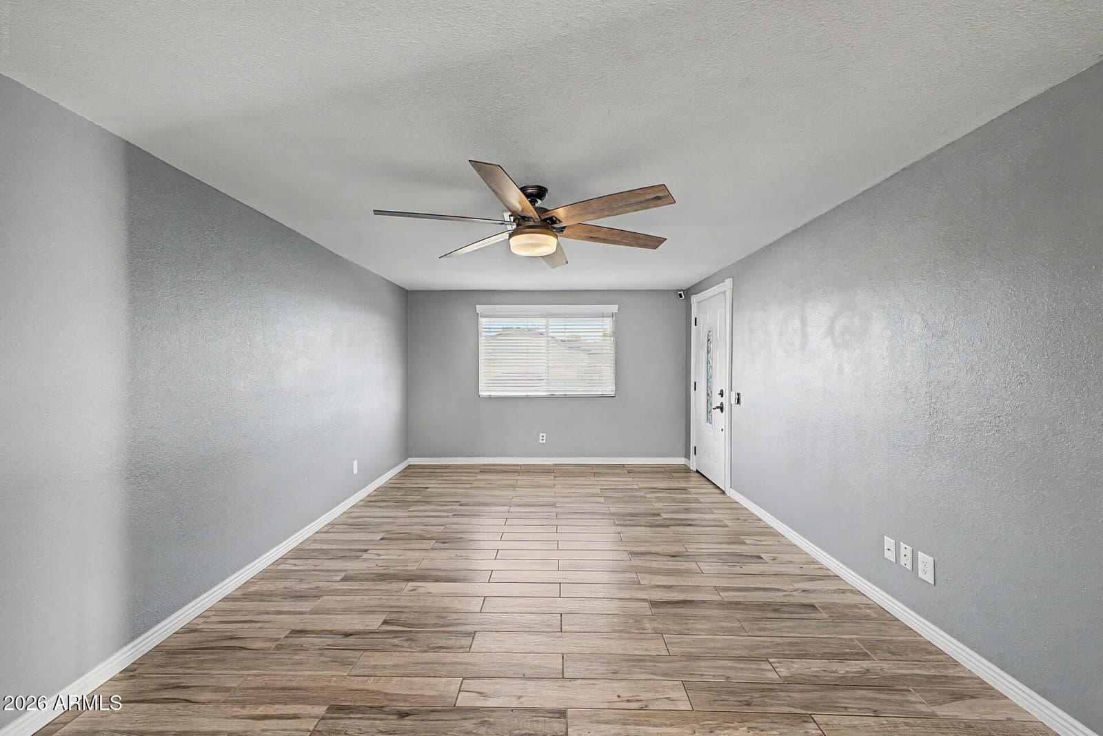 6244 W KAREN LEE Lane, Glendale, AZ 85306 — photo 10 of 47