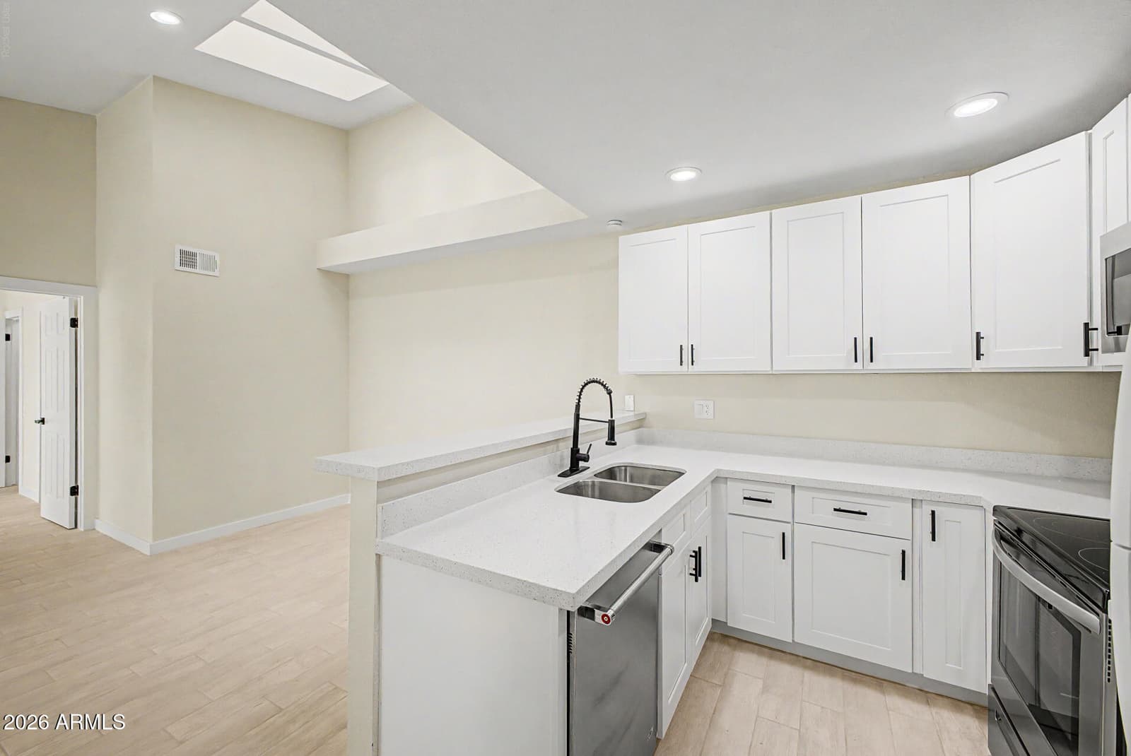 7001 S 41ST Street, Phoenix, AZ 85042 — photo 14 of 30