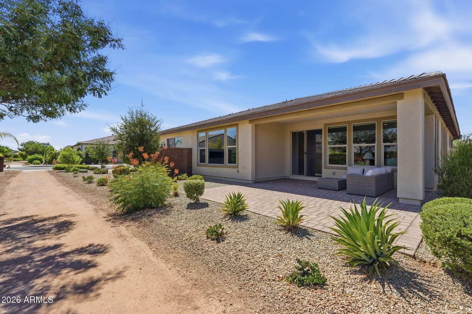 484 E CITRUS HOLLOW Way, Queen Creek, AZ 85140 — photo 1 of 40