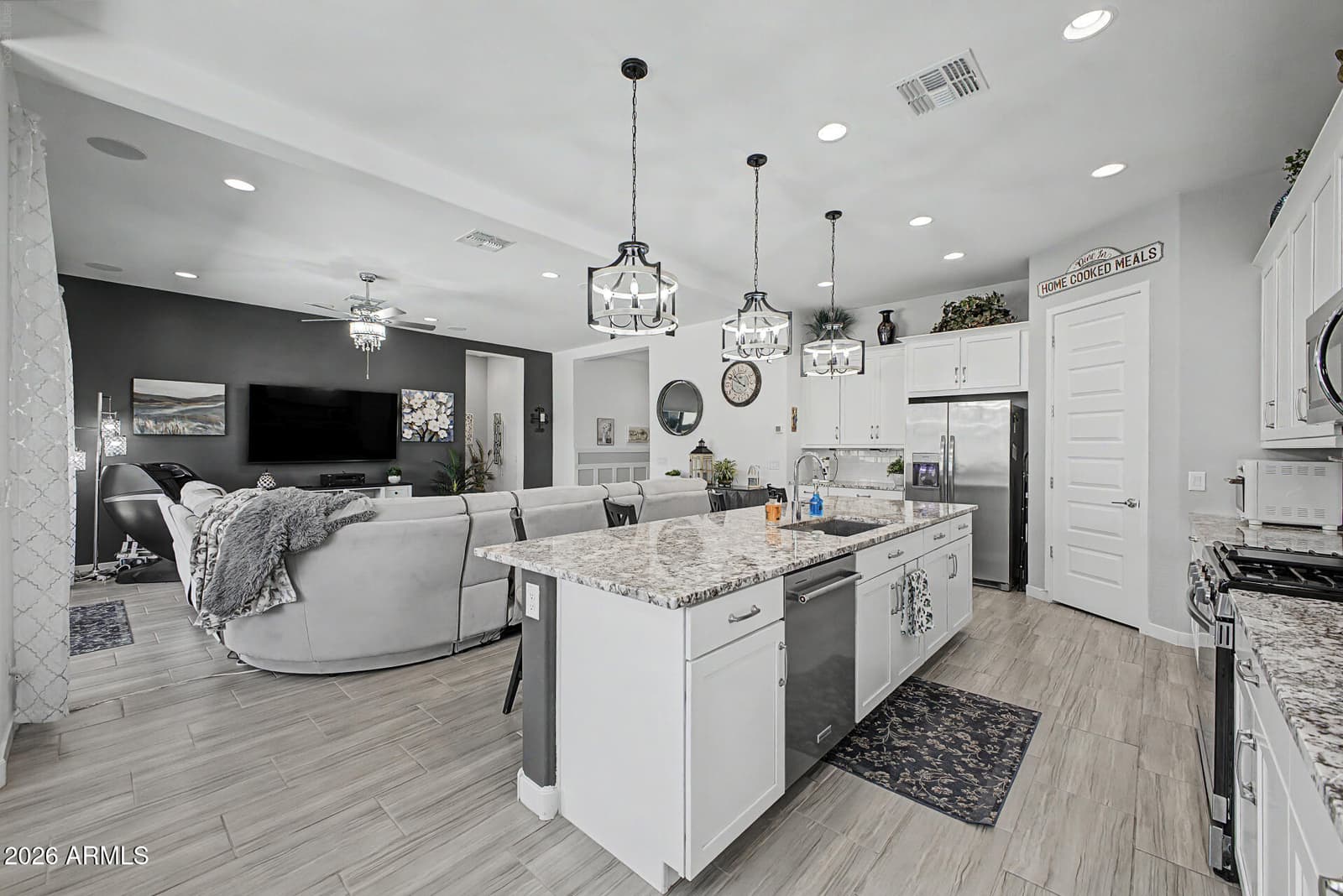 18904 W LAUREL Lane, Surprise, AZ 85388 — photo 11 of 50