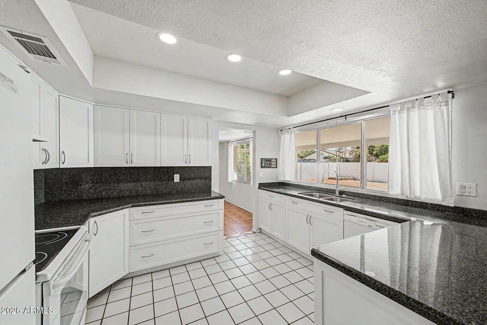1703 E WATSON Drive, Tempe, AZ 85283 — photo 14 of 40