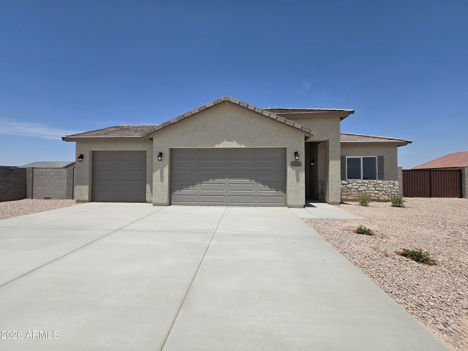 9745 W APPALOOSA Trail, Casa Grande, AZ 85194