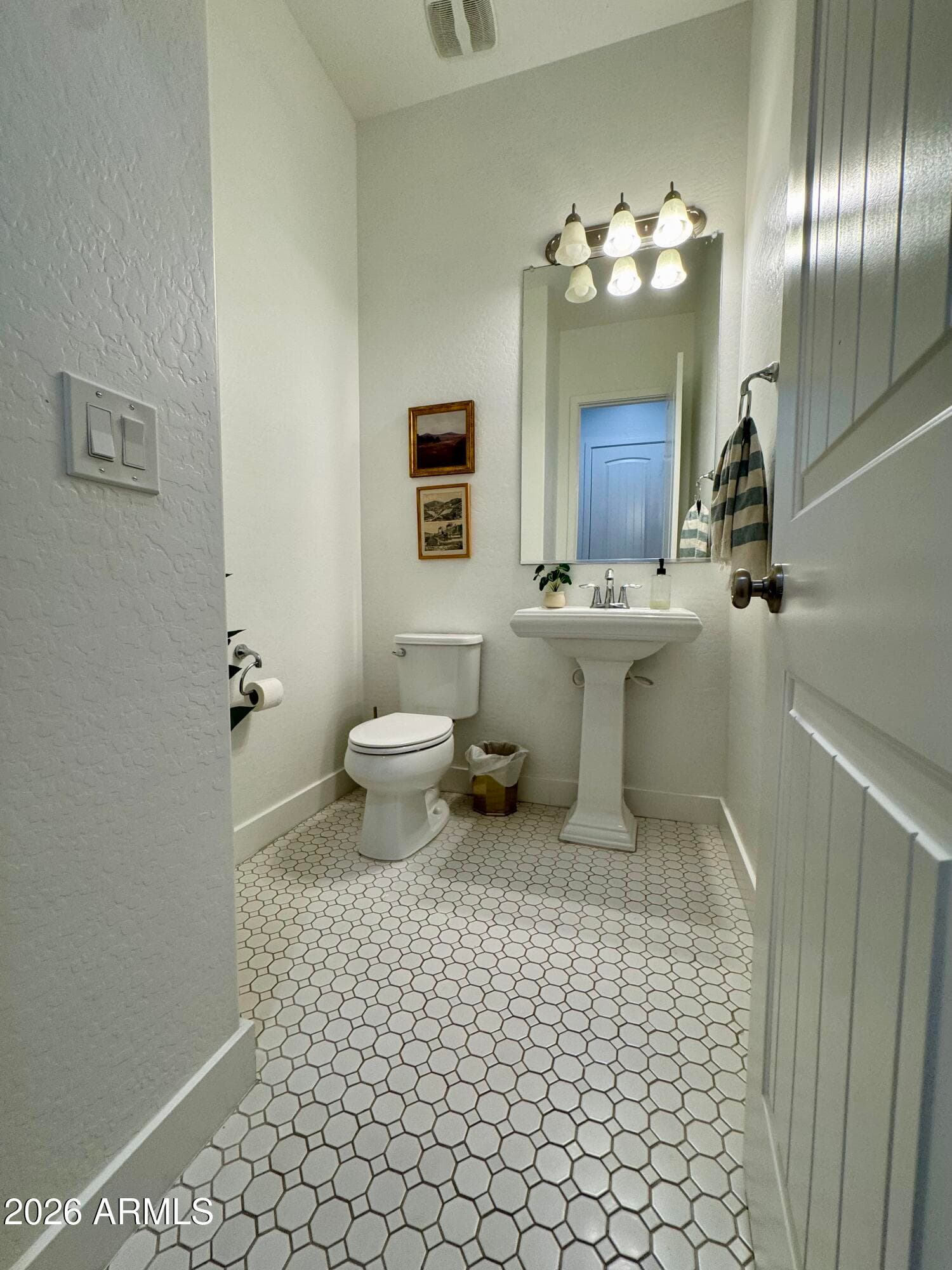 3056 E APPALOOSA Road, Gilbert, AZ 85296 — photo 5 of 41