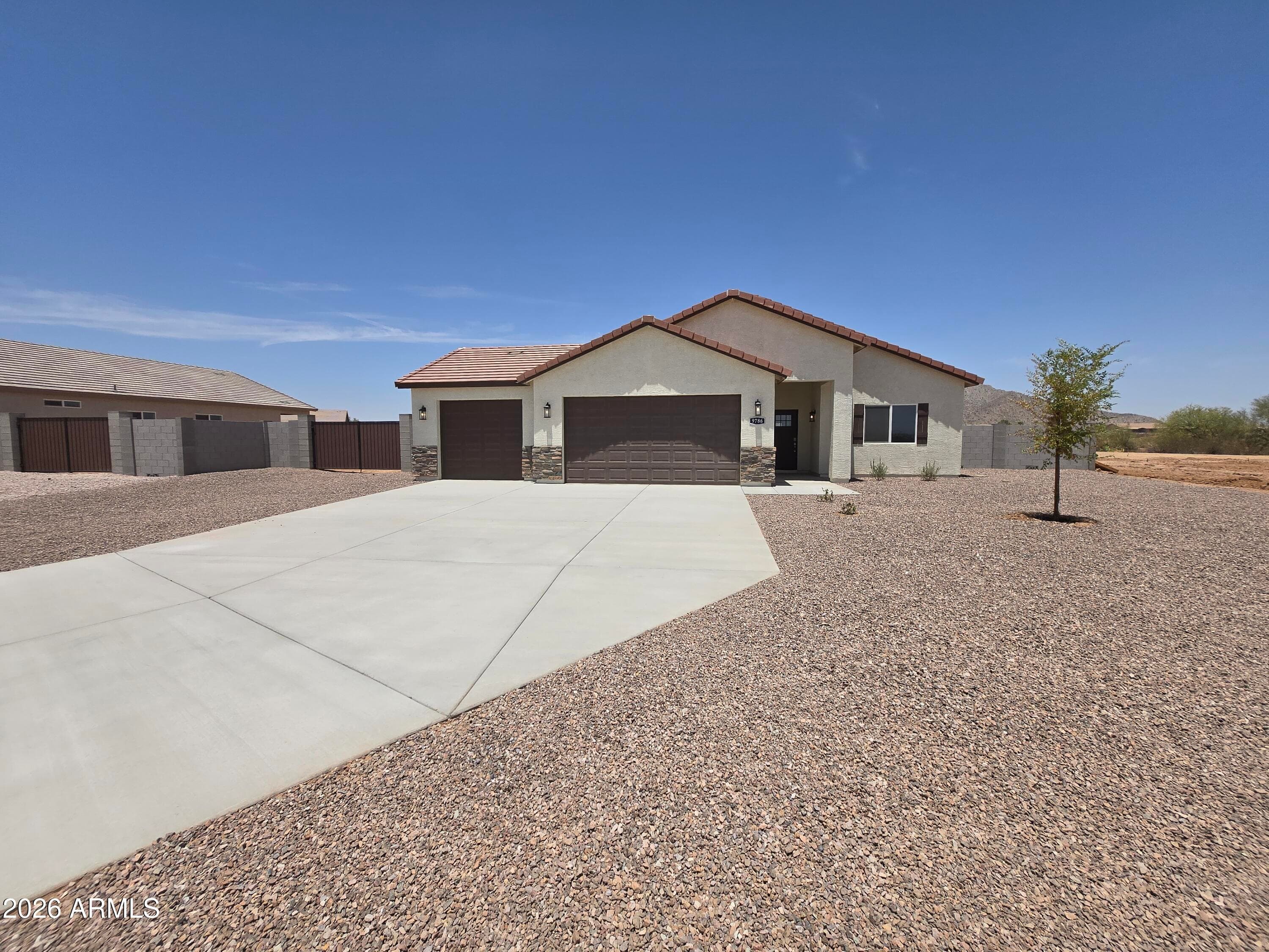 9786 W APPALOOSA Trail, Casa Grande, AZ 85194 — photo 2 of 49