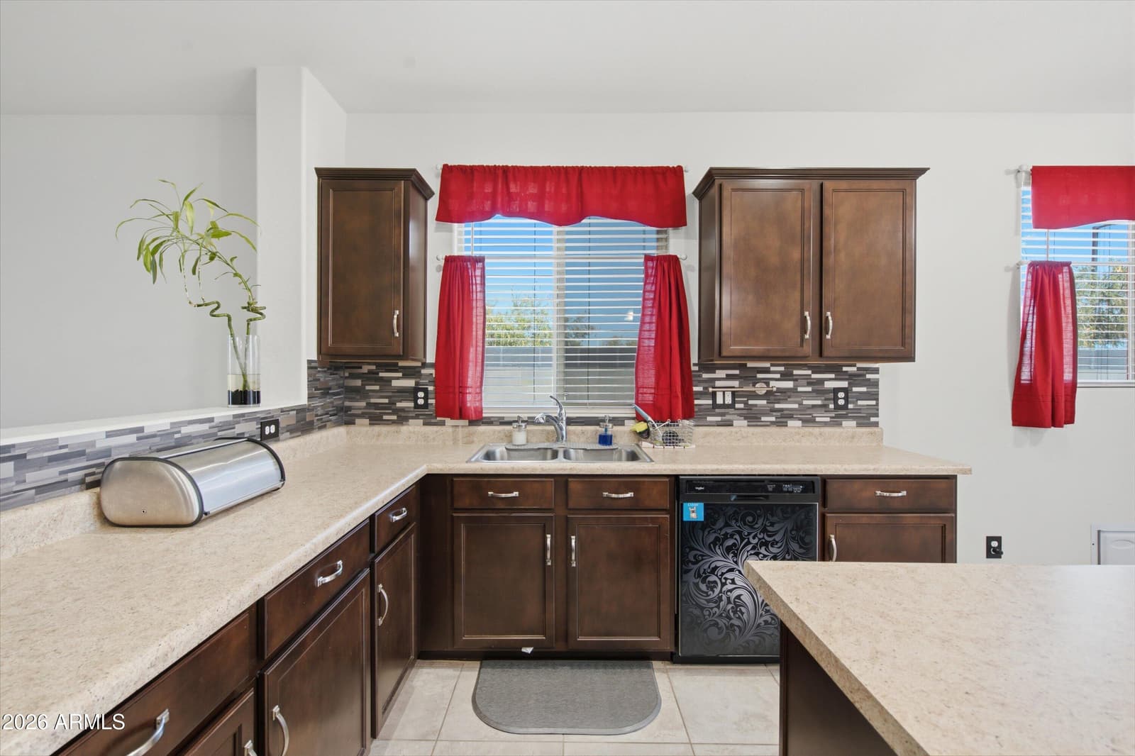 17970 W MONTE LINDO Lane, Surprise, AZ 85387 — photo 8 of 35