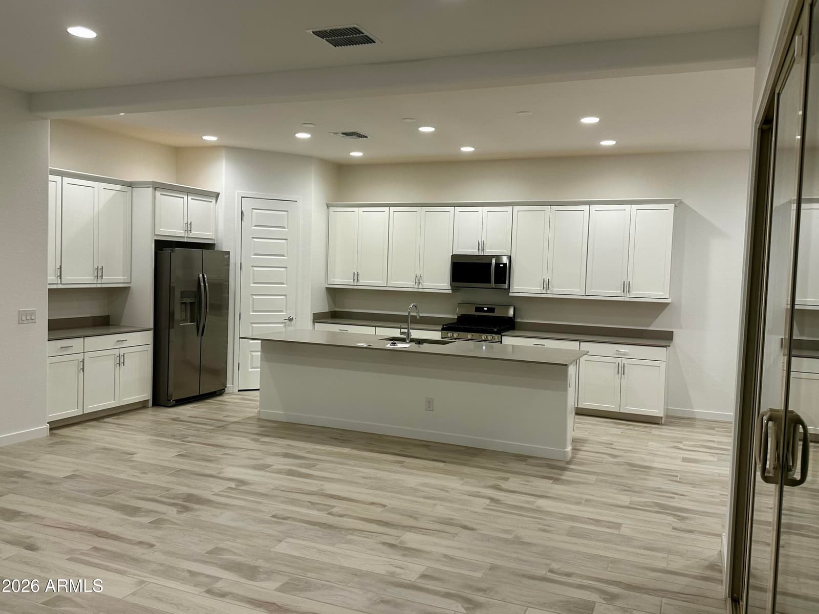 4319 E SILO Drive, Gilbert, AZ 85296 — photo 4 of 18