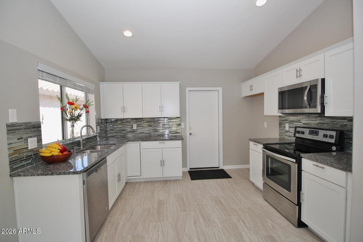633 E IRONWOOD Drive, Chandler, AZ 85225 — photo 24 of 37