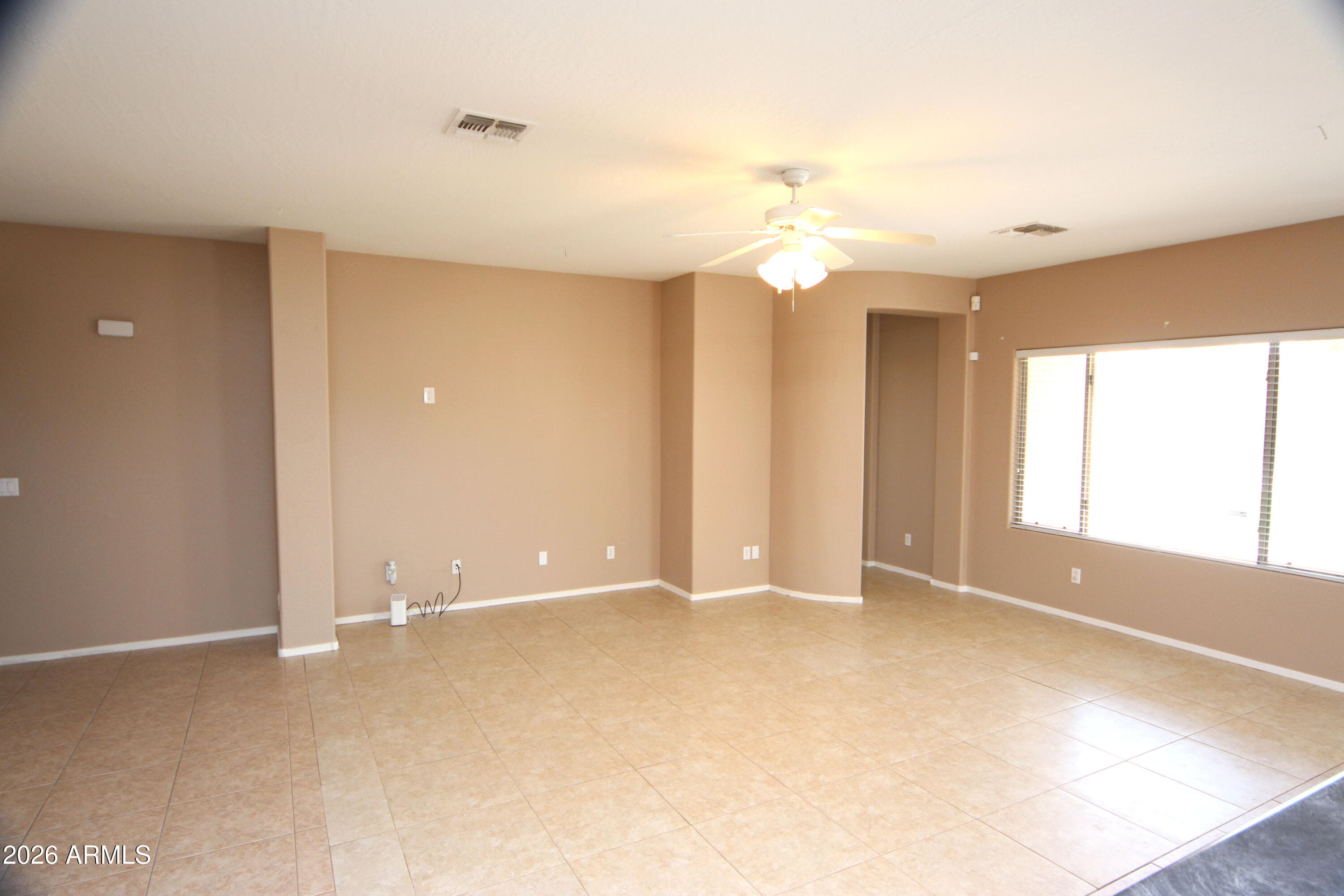 5307 W BEVERLY Road, Laveen, AZ 85339 — photo 10 of 30