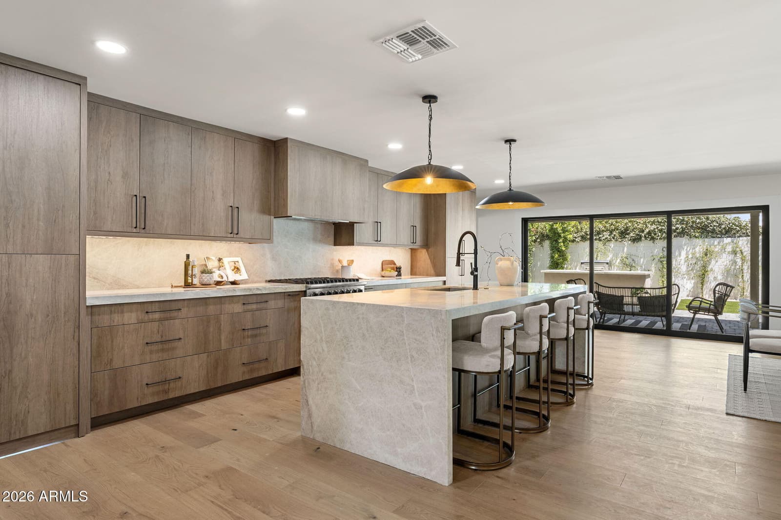 8402 E SHETLAND Trail, Scottsdale, AZ 85258 — photo 17 of 61