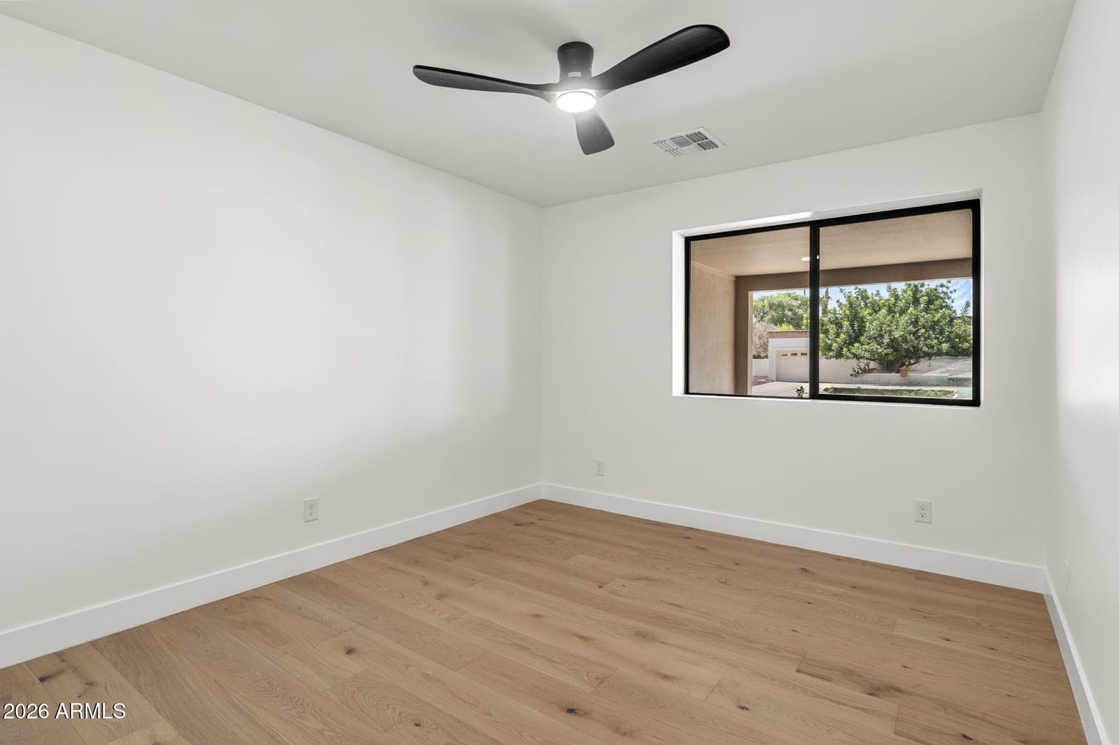 8402 E SHETLAND Trail, Scottsdale, AZ 85258 — photo 27 of 61