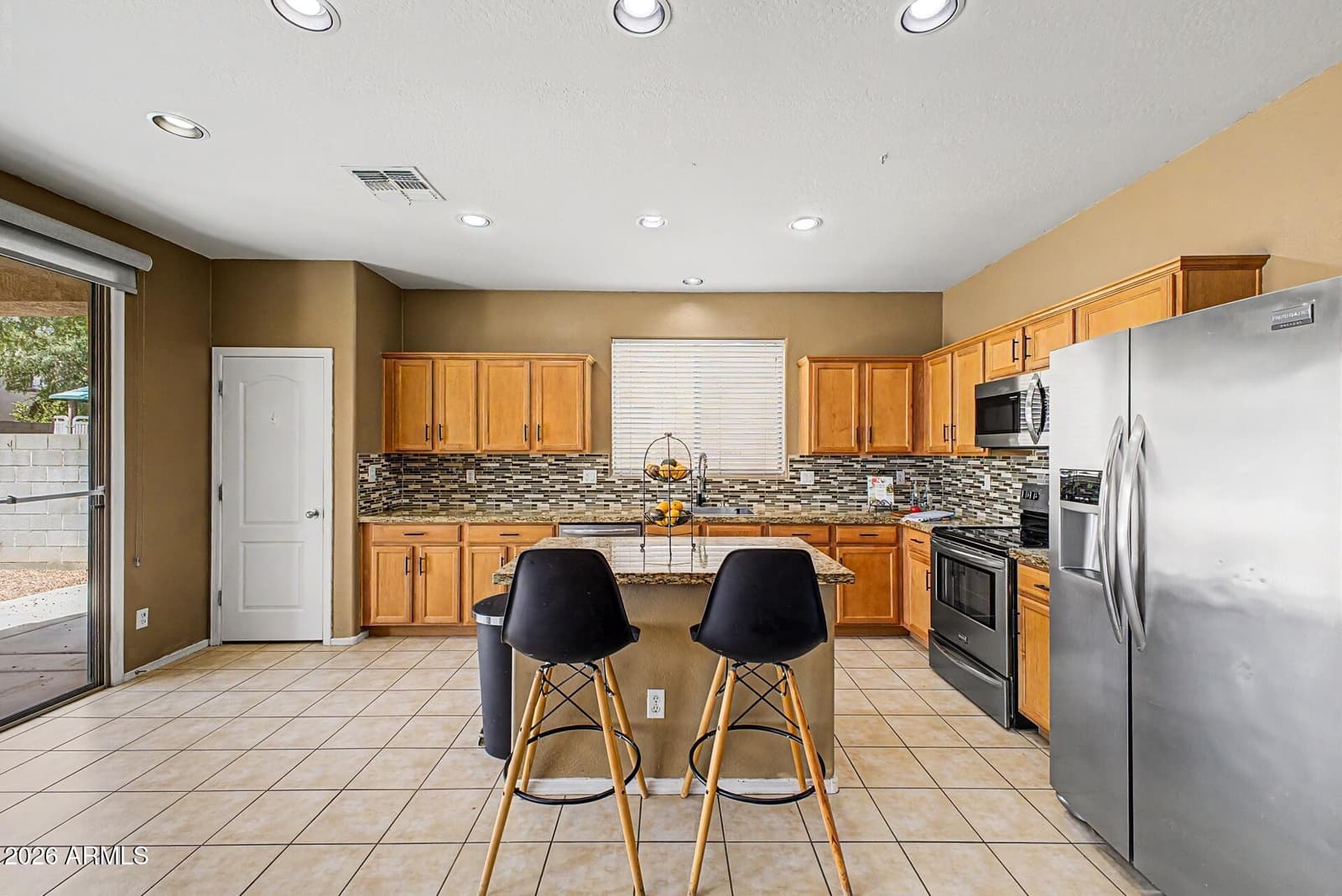 18371 W HAYDEN Drive, Surprise, AZ 85374 — photo 7 of 42