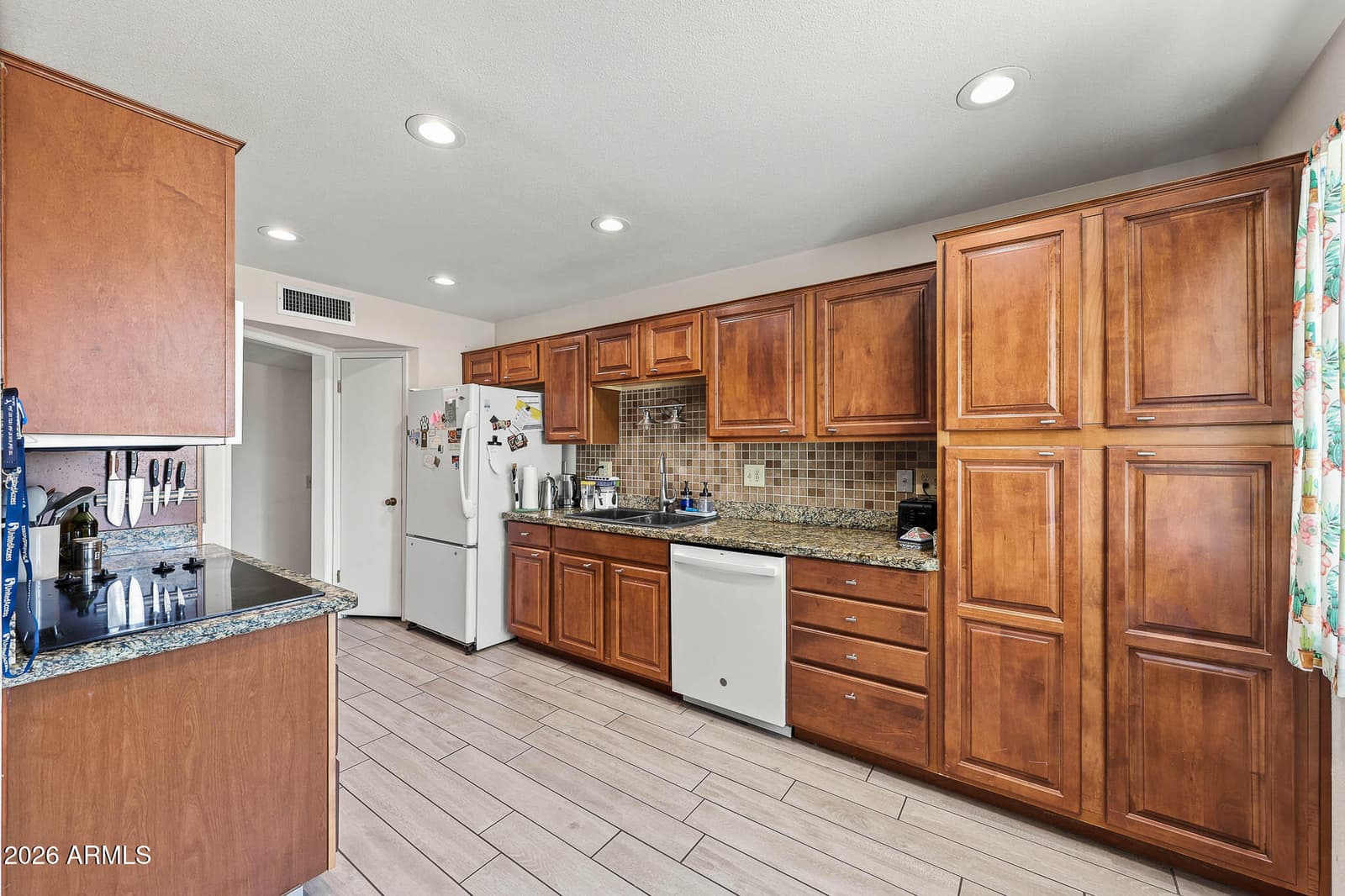 11137 W PALMERAS Drive, Sun City, AZ 85373 — photo 6 of 19