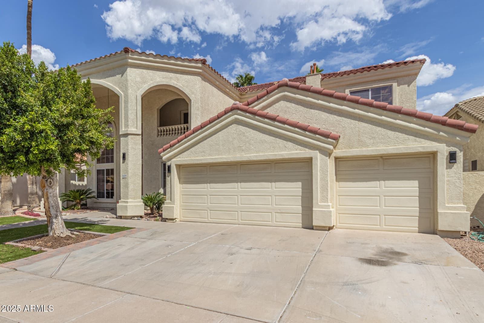 589 N Acacia Drive, Gilbert, AZ 85233 — photo 3 of 45