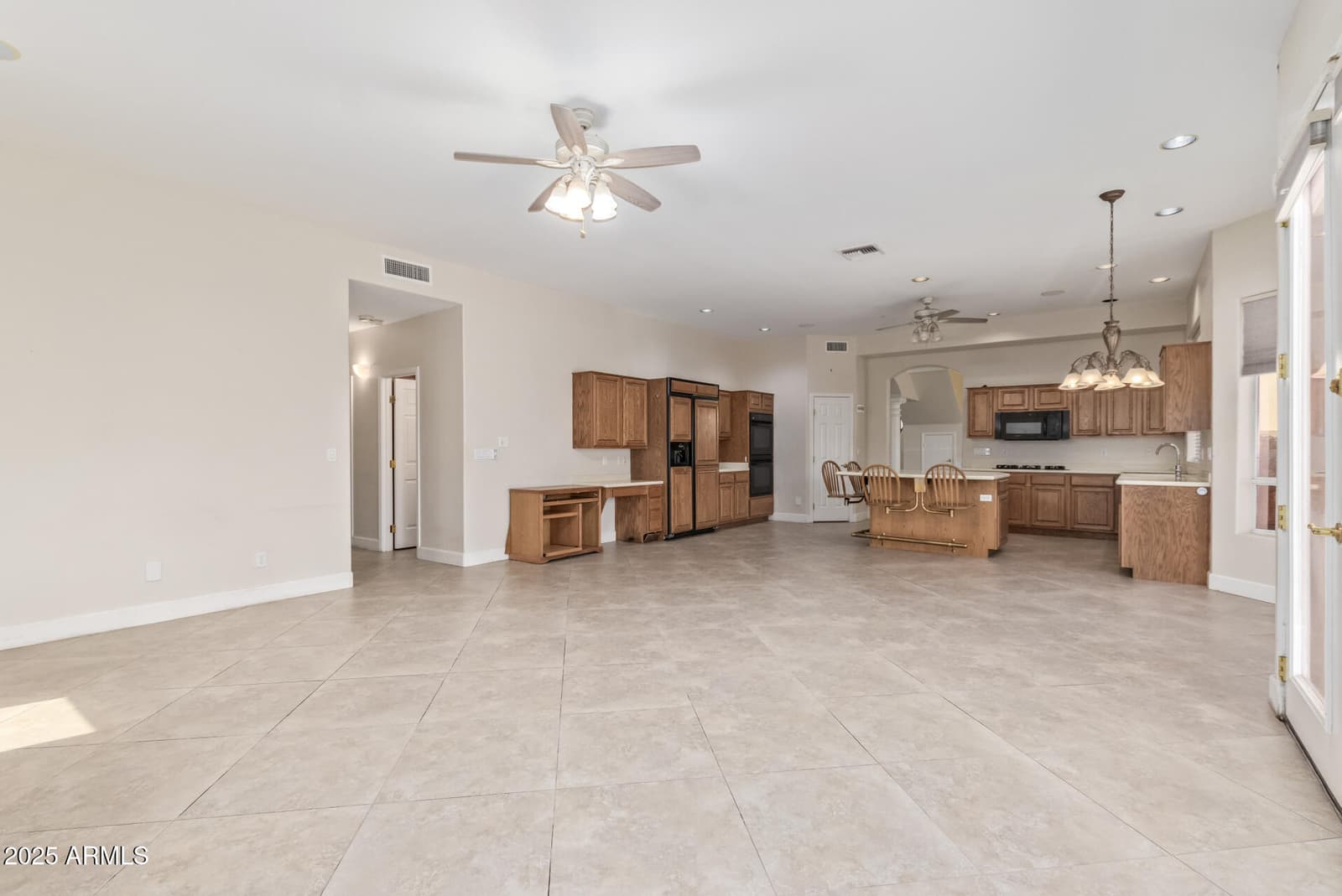 589 N Acacia Drive, Gilbert, AZ 85233 — photo 12 of 45