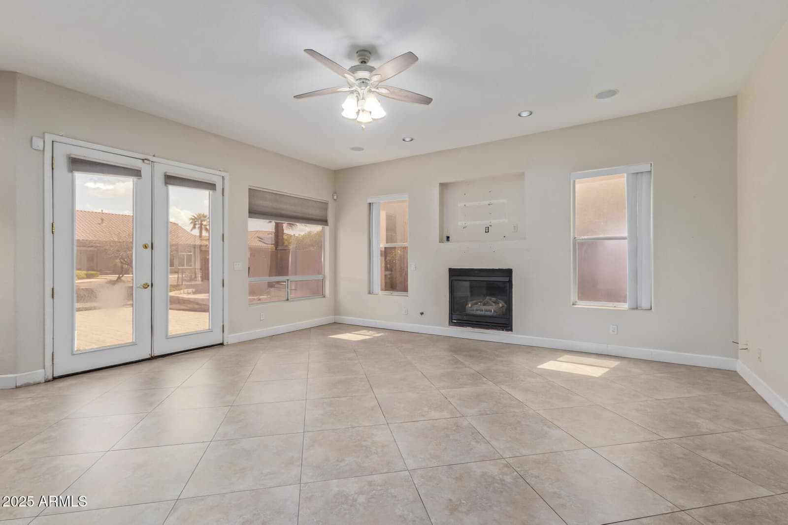 589 N Acacia Drive, Gilbert, AZ 85233 — photo 14 of 45