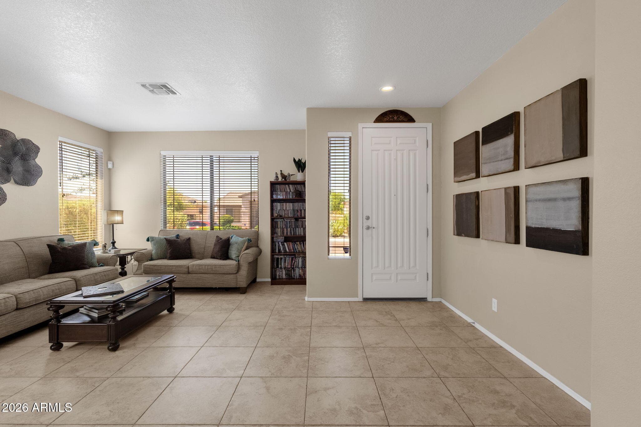 1812 W GLENHAVEN Drive, Phoenix, AZ 85045 — photo 3 of 49