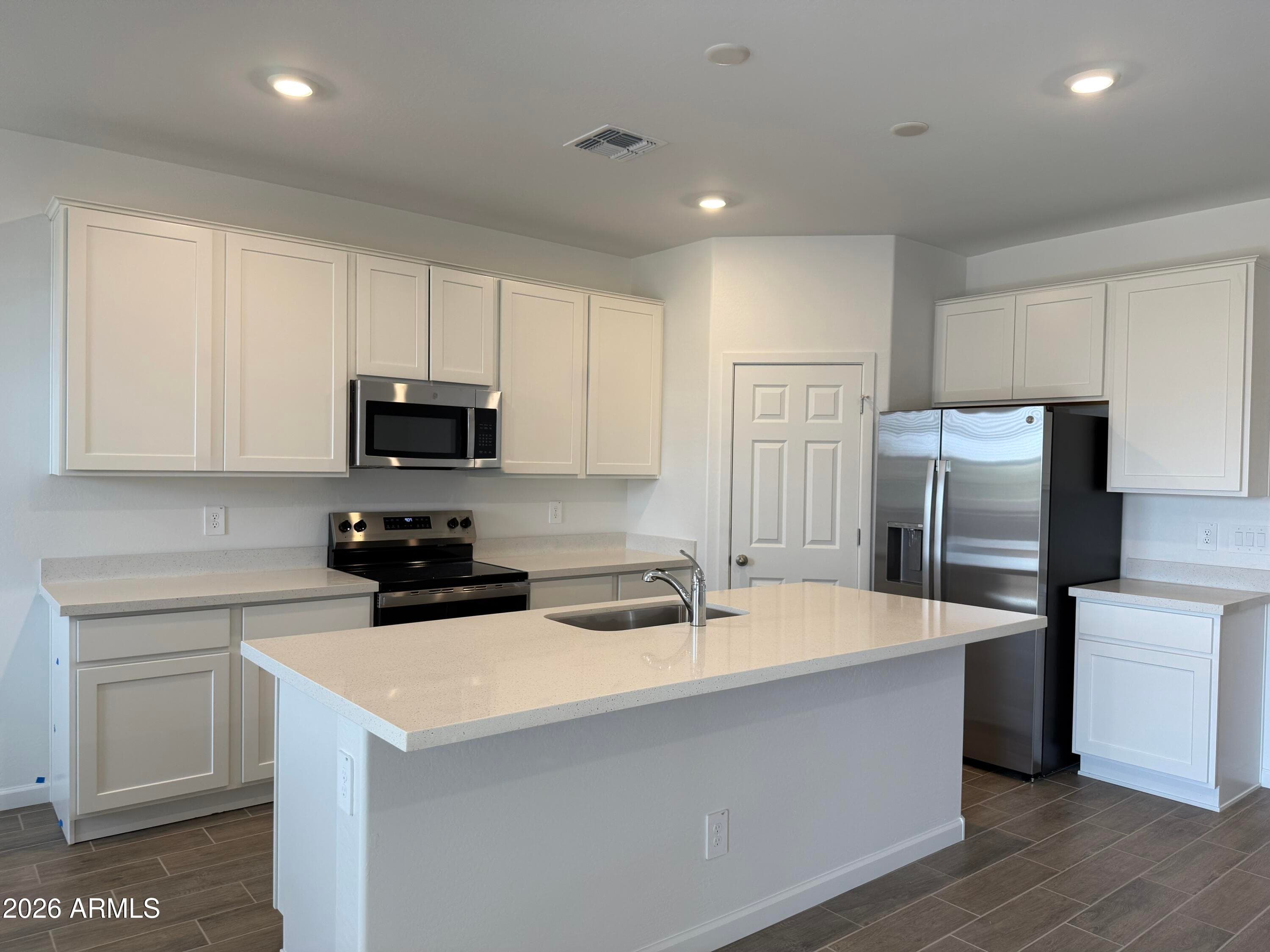 18175 W LA SENDA Drive, Surprise, AZ 85387 — photo 5 of 22