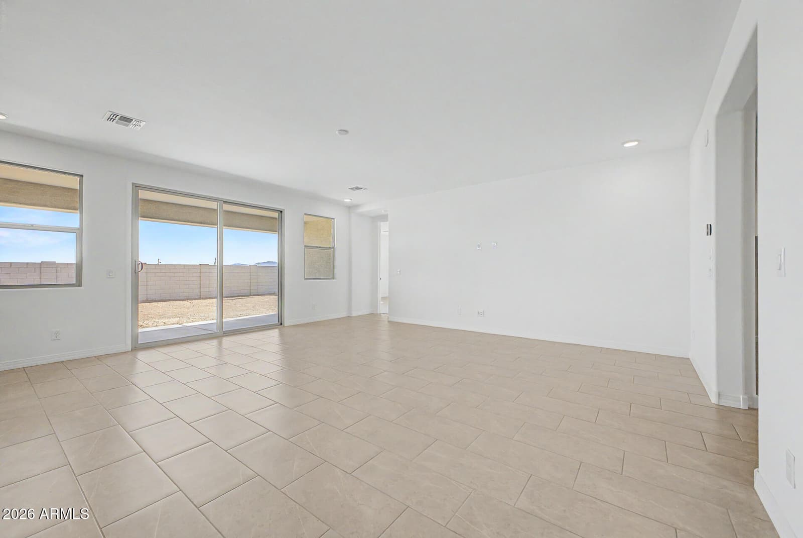 17467 W SAGUARO VISTA Drive, Surprise, AZ 85387 — photo 6 of 14