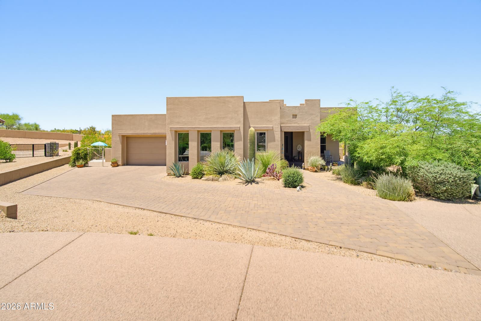 37087 NE GREYTHORN Circle, Carefree, AZ 85377 — photo 4 of 60