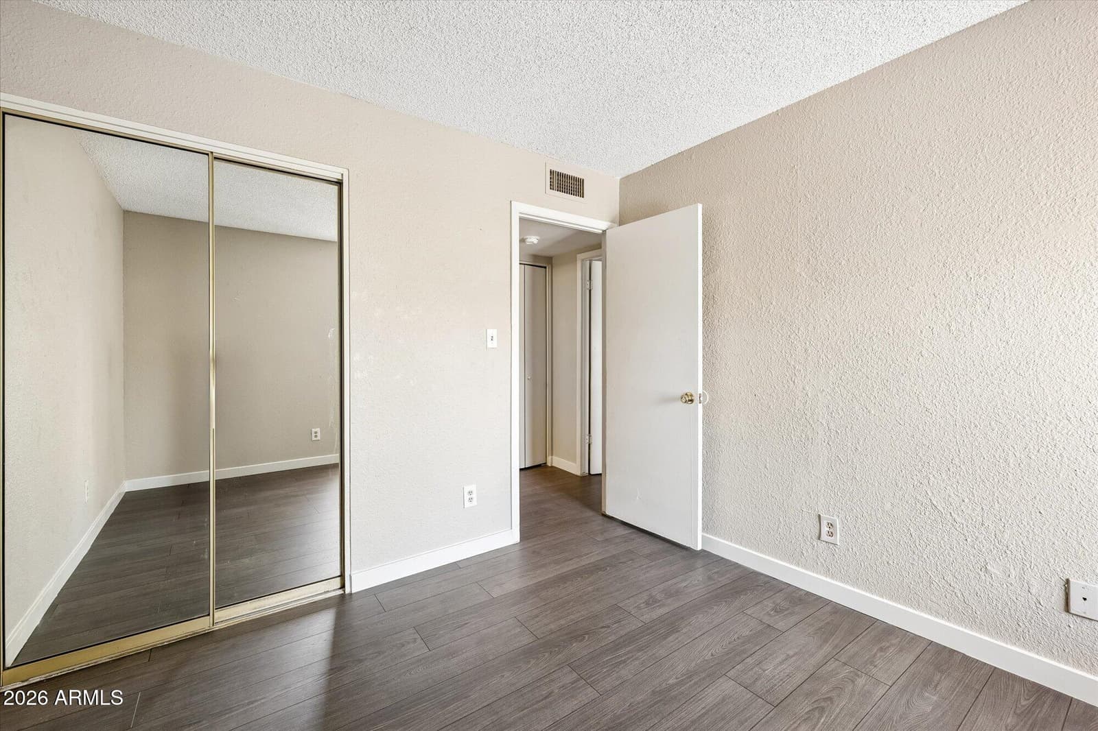 4453 E PUEBLO Avenue, Phoenix, AZ 85040 — photo 15 of 21