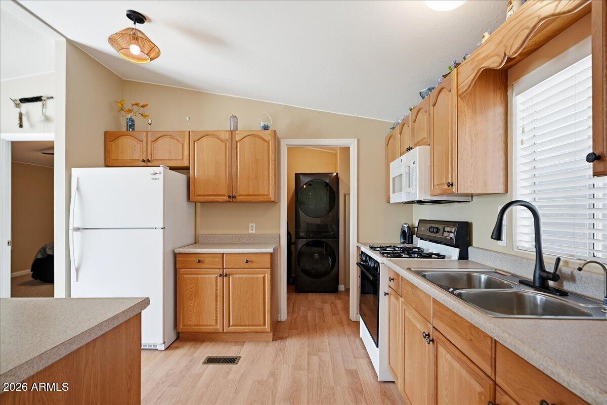 118 W SAGUARO Drive, Tonto Basin, AZ 85553 — photo 12 of 33