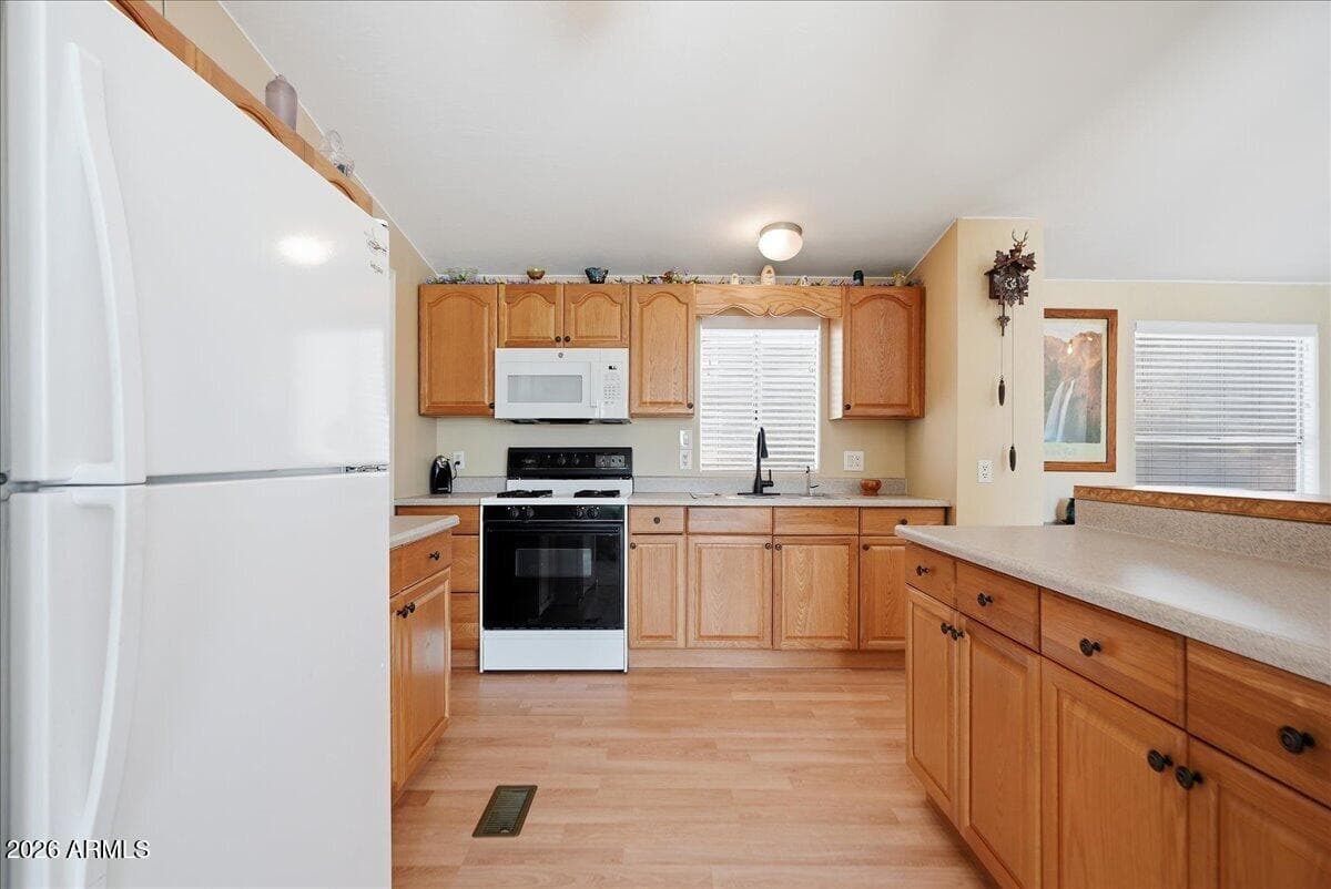 118 W SAGUARO Drive, Tonto Basin, AZ 85553 — photo 14 of 33