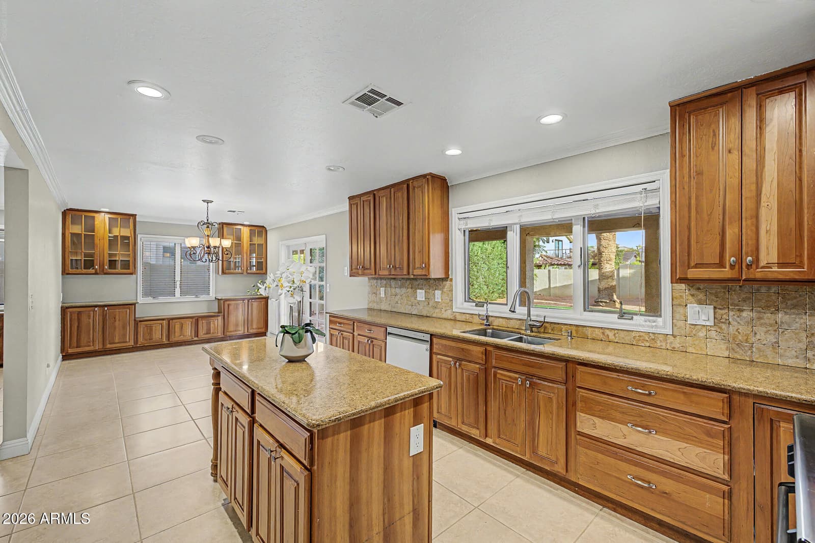 3011 E WINCHCOMB Drive, Phoenix, AZ 85032 — photo 38 of 123