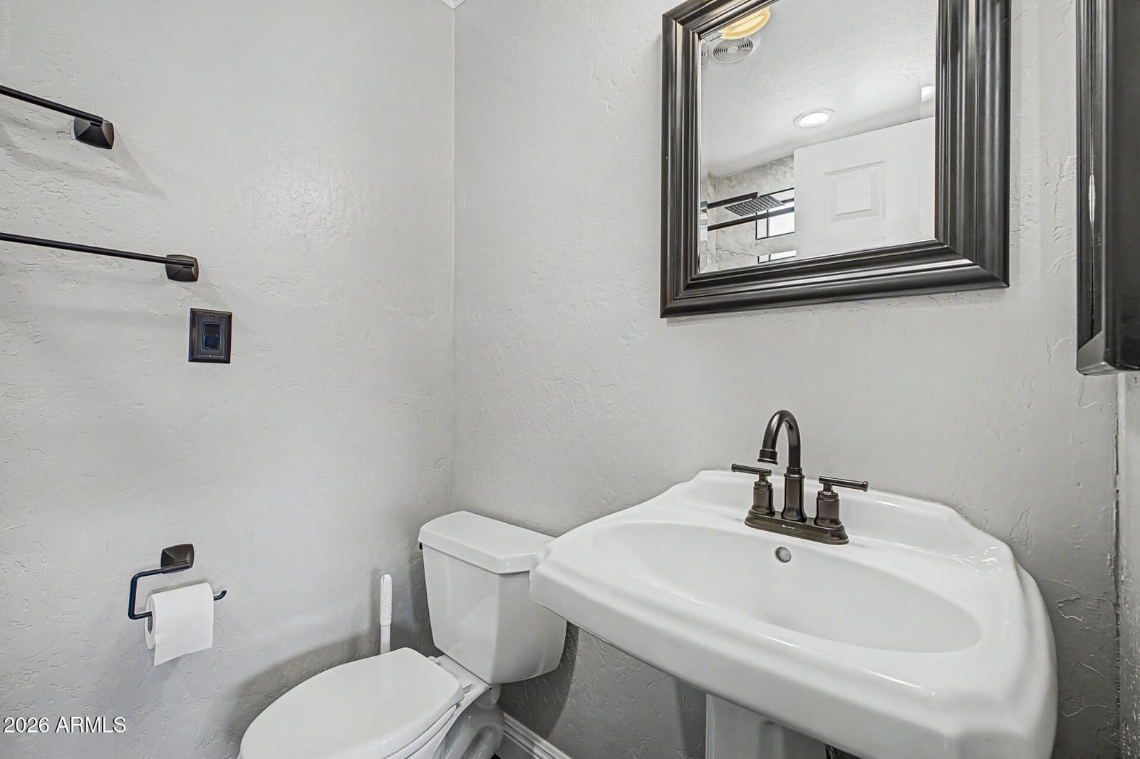 3011 E WINCHCOMB Drive, Phoenix, AZ 85032 — photo 67 of 123