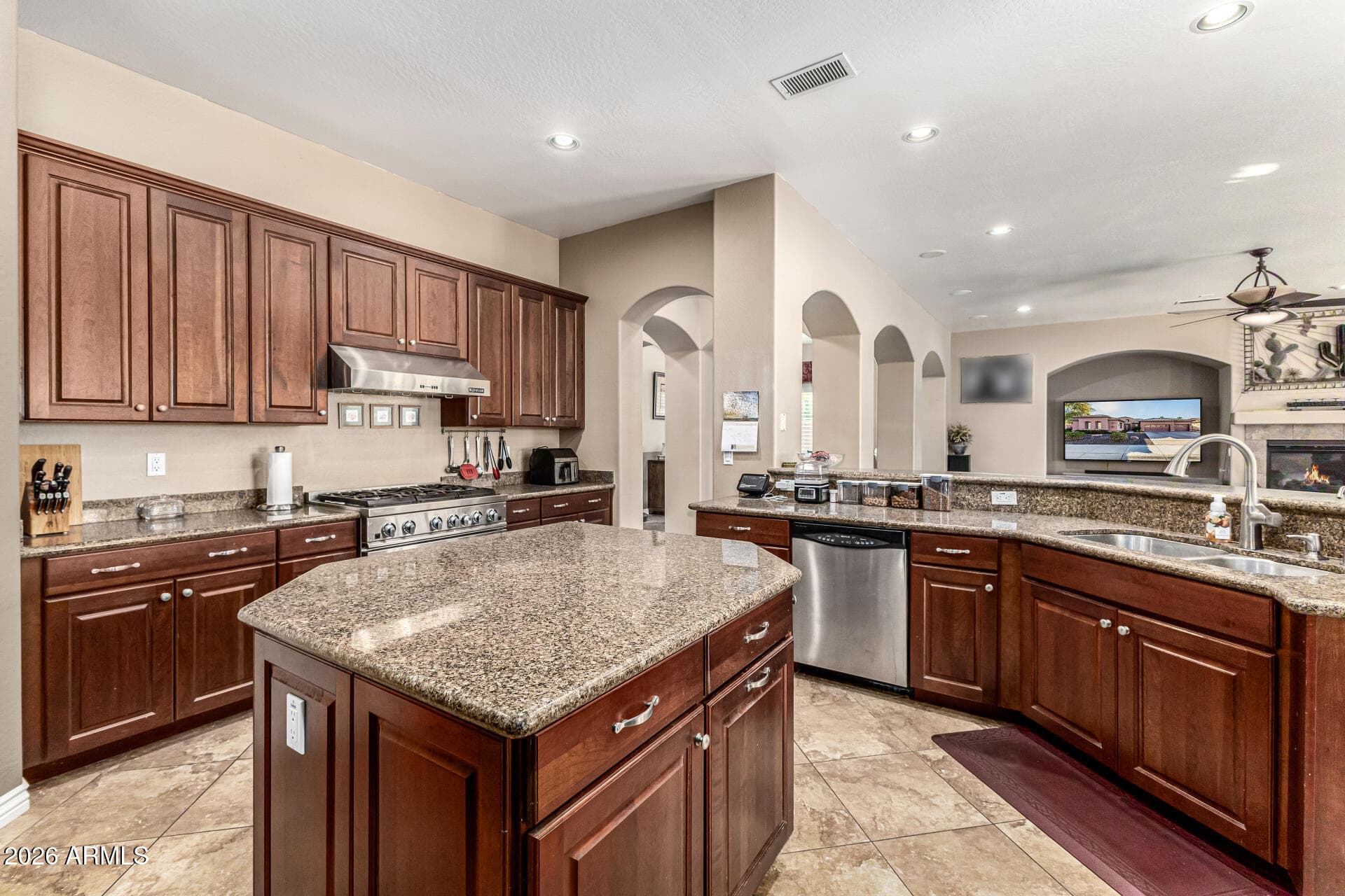 4401 W Coplen Farms Road, Laveen, AZ 85339 — photo 13 of 41