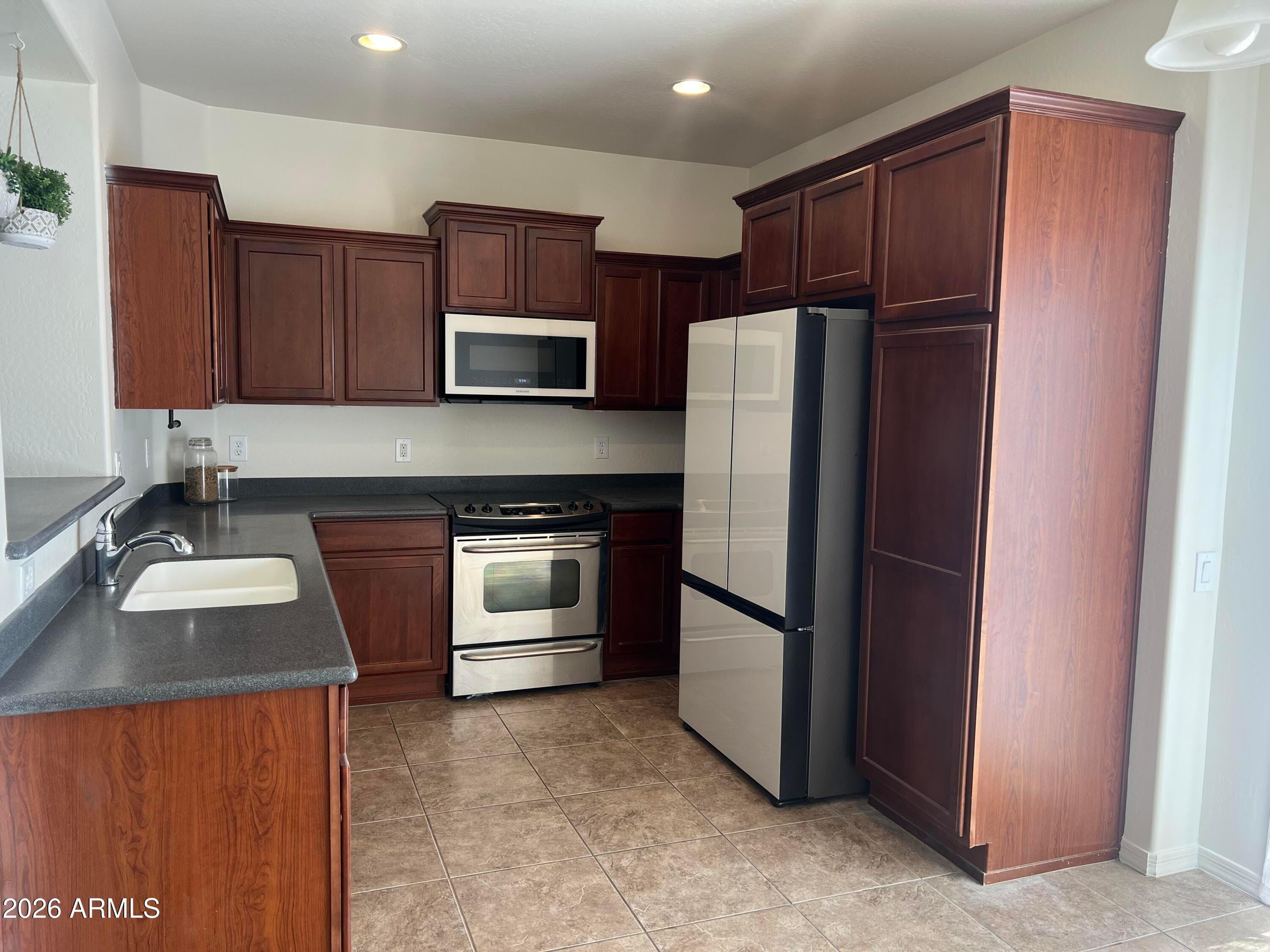26708 N BABBLING BROOK Drive, Phoenix, AZ 85083 — photo 14 of 41