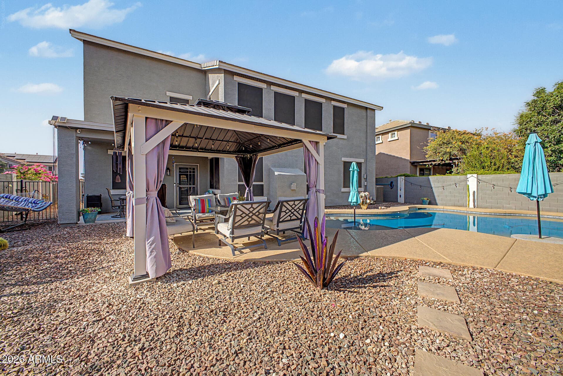 879 W HOLSTEIN Trail, San Tan Valley, AZ 85143 — photo 28 of 31
