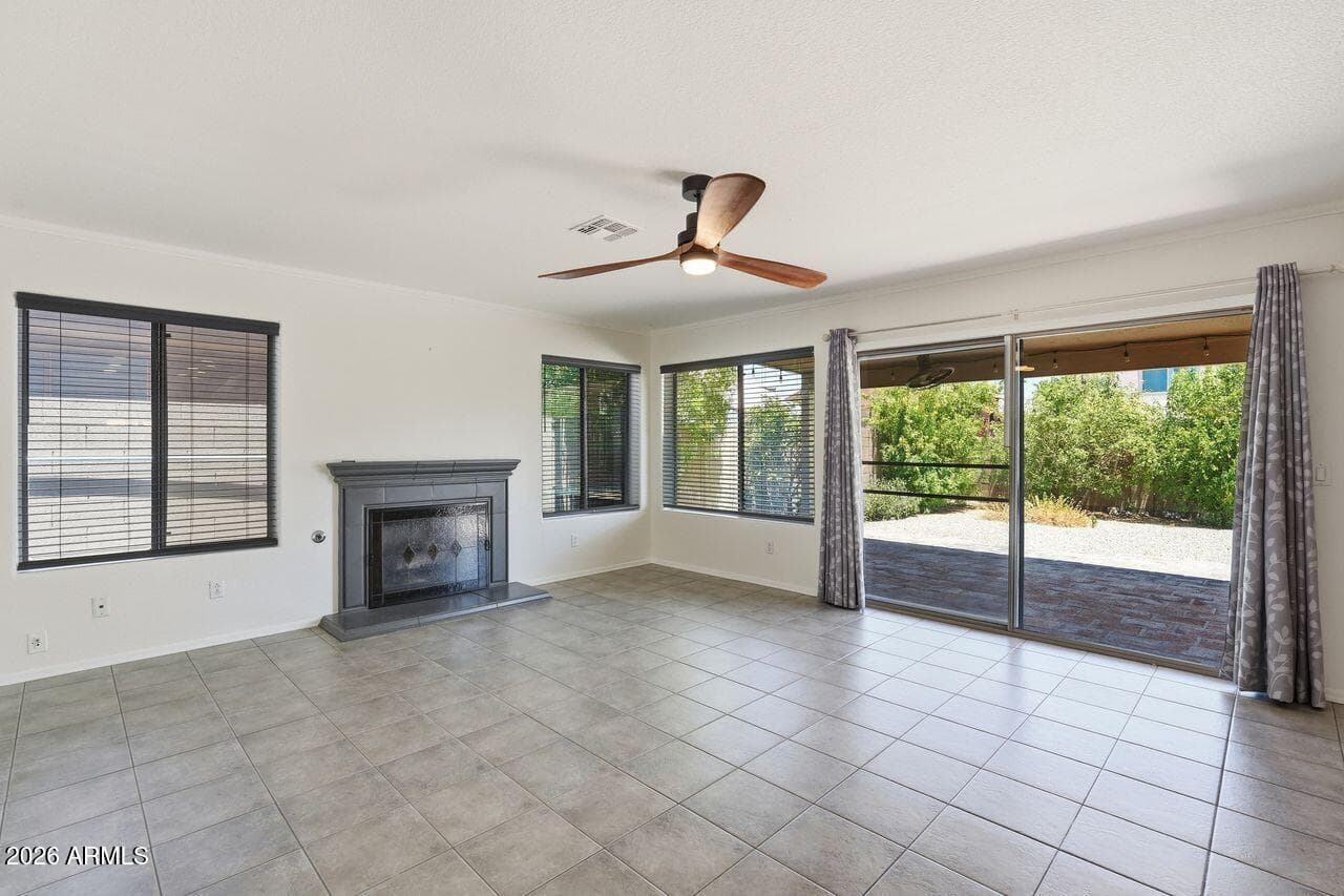 4626 E SUMMERHAVEN Drive, Phoenix, AZ 85044 — photo 15 of 45
