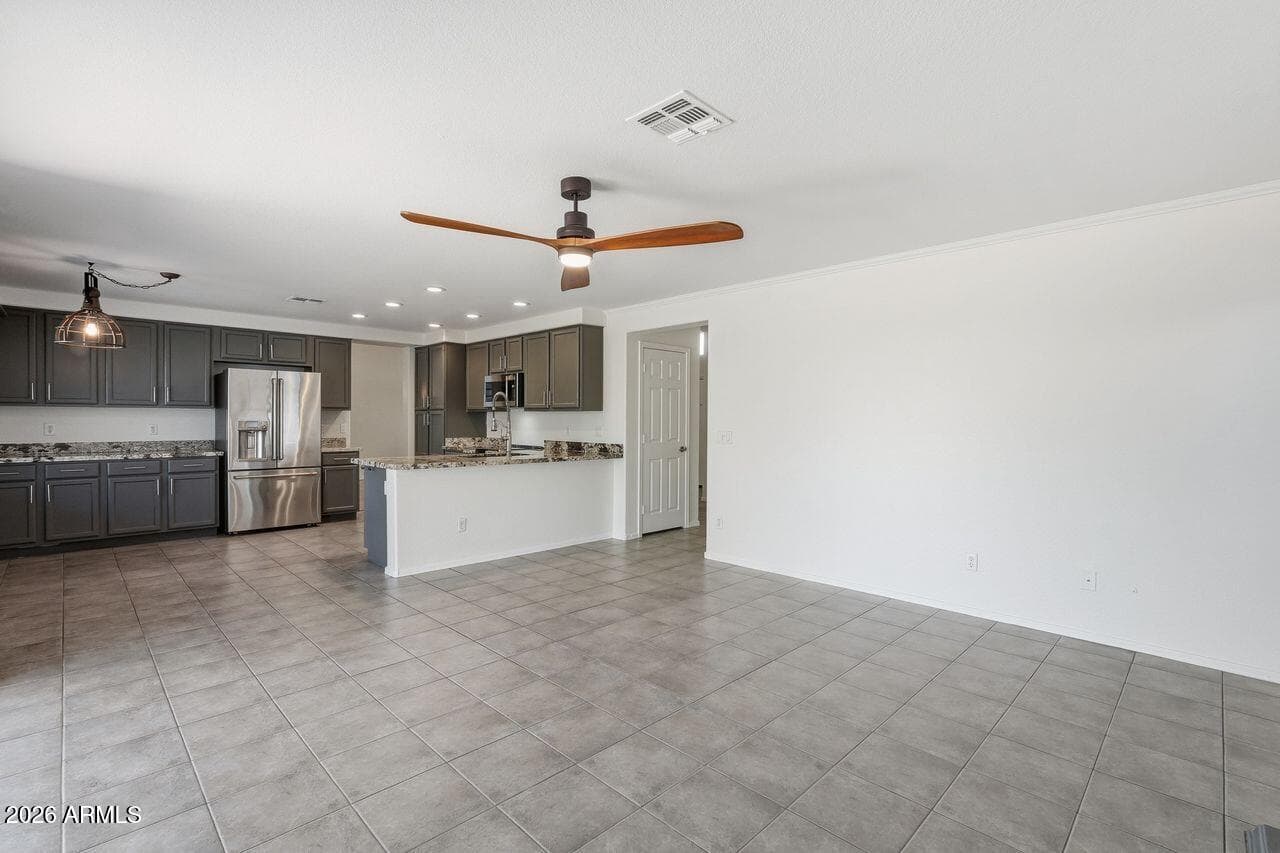4626 E SUMMERHAVEN Drive, Phoenix, AZ 85044 — photo 17 of 45