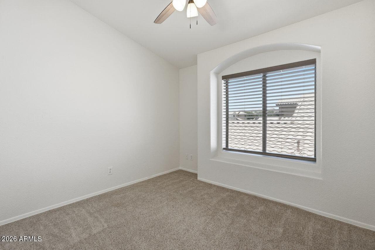4626 E SUMMERHAVEN Drive, Phoenix, AZ 85044 — photo 34 of 45