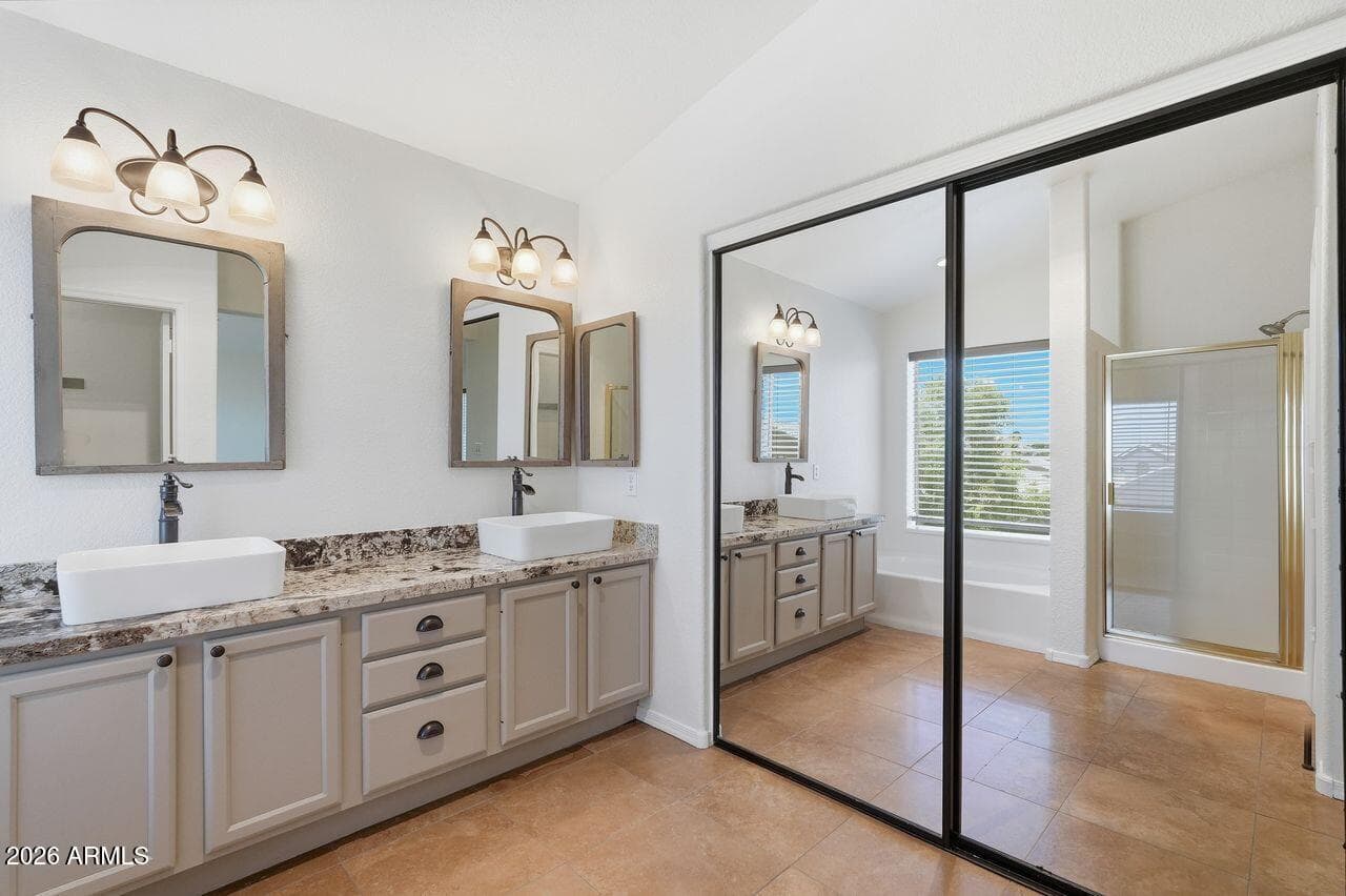 4626 E SUMMERHAVEN Drive, Phoenix, AZ 85044 — photo 28 of 45