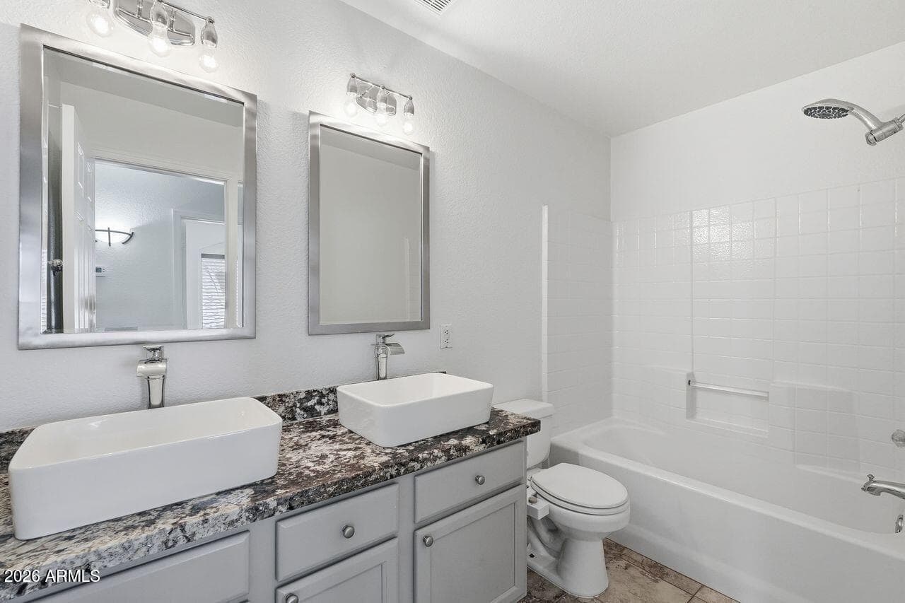 4626 E SUMMERHAVEN Drive, Phoenix, AZ 85044 — photo 31 of 45