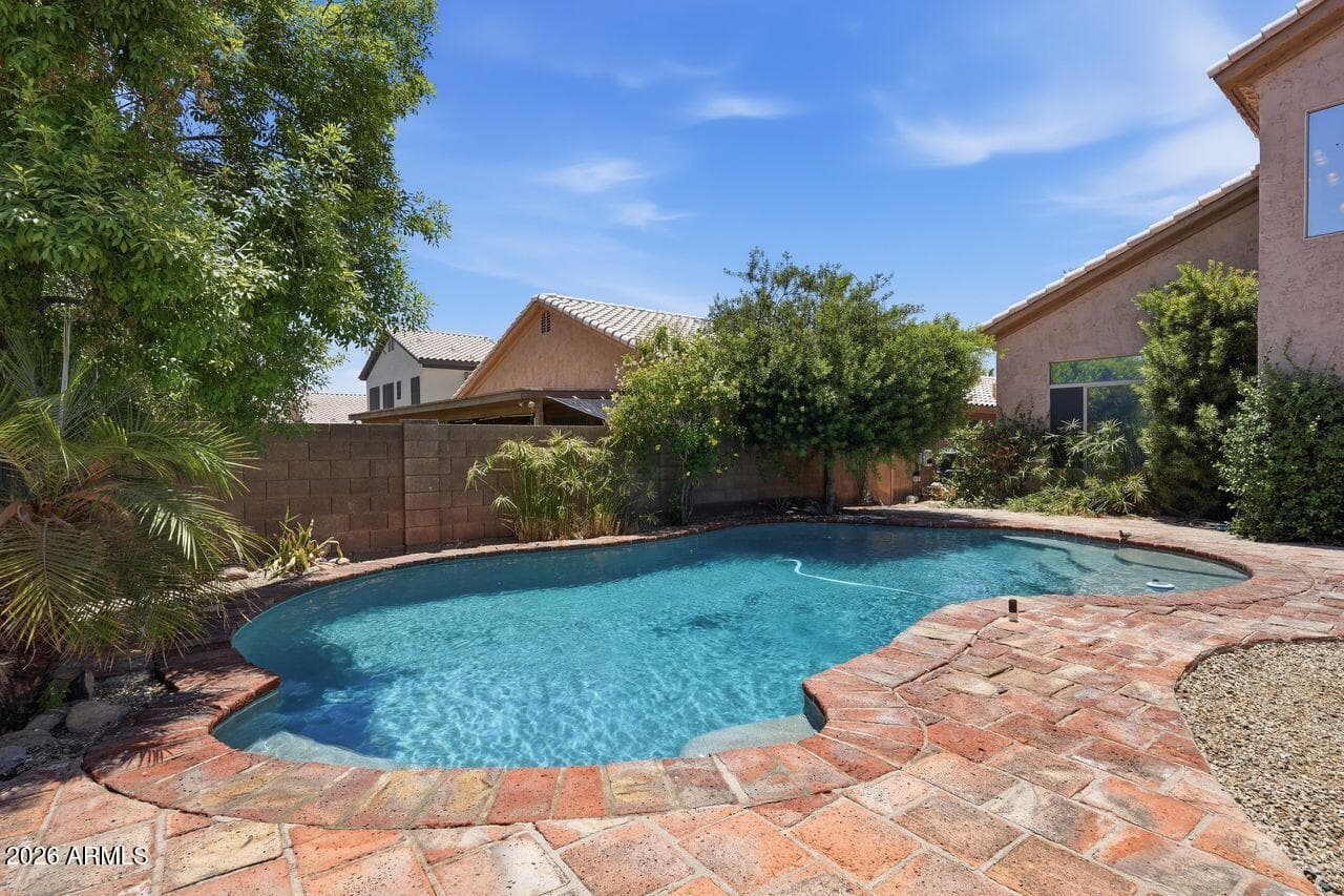 4626 E SUMMERHAVEN Drive, Phoenix, AZ 85044 — photo 43 of 45