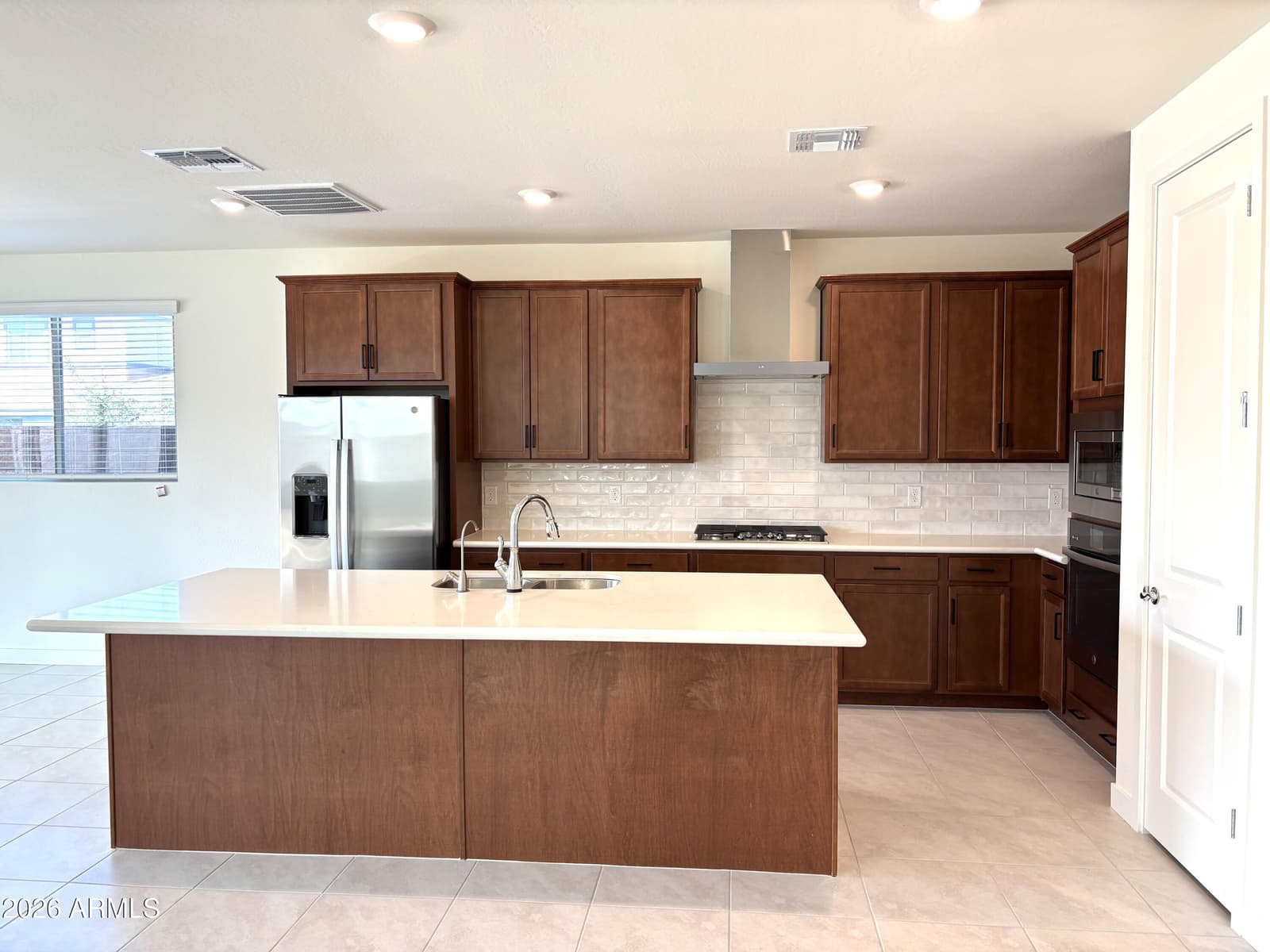 337 E LINDO Lane, San Tan Valley, AZ 85140 — photo 2 of 23