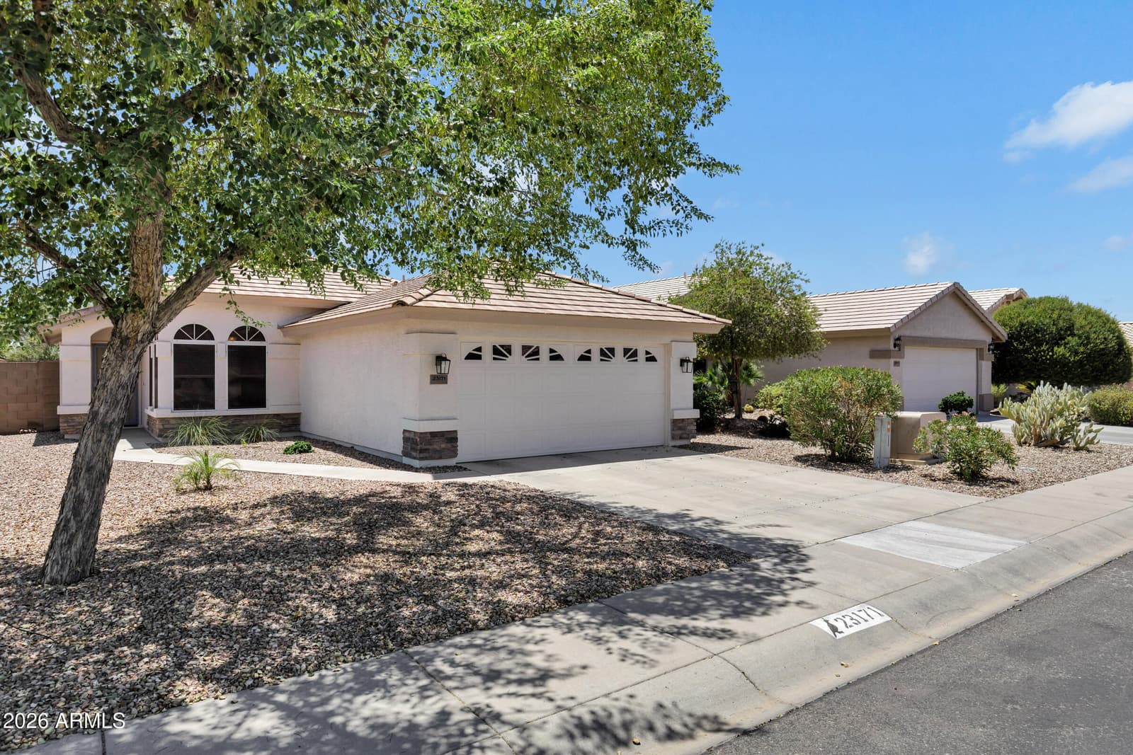 23171 W ANTELOPE Trail, Buckeye, AZ 85326 — photo 2 of 36