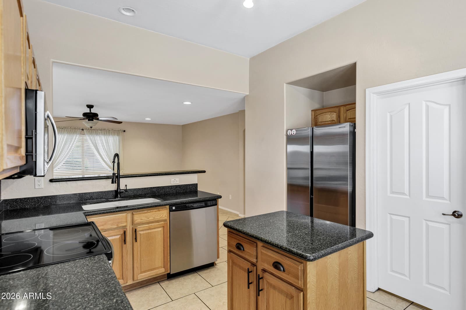 23171 W ANTELOPE Trail, Buckeye, AZ 85326 — photo 10 of 36