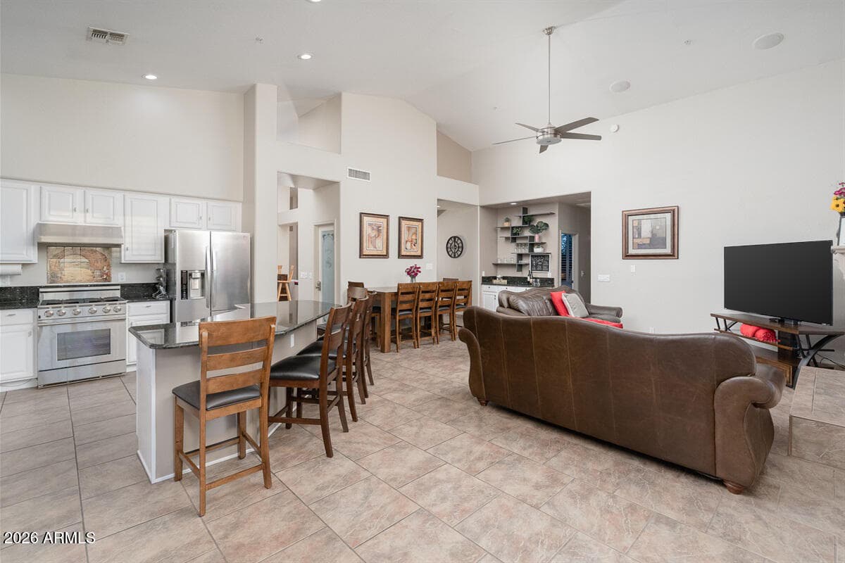 7030 E CARRIAGE TRAILS Drive, Scottsdale, AZ 85266 — photo 10 of 23