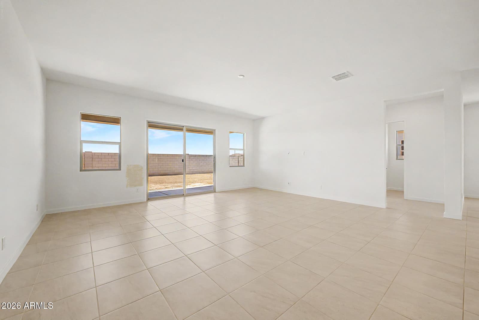 283 W FLOYD Drive, San Tan Valley, AZ 85140 — photo 10 of 26