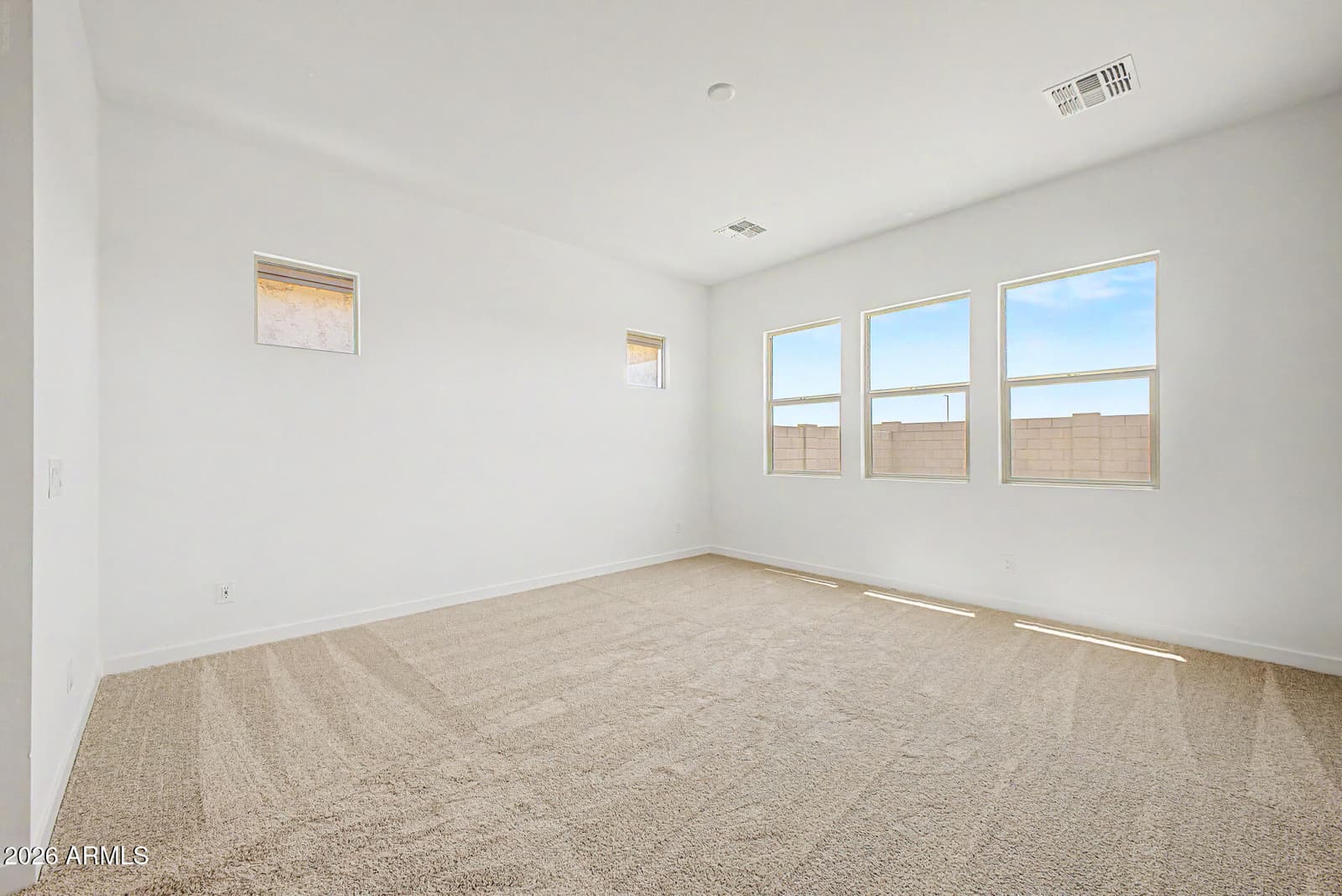 283 W FLOYD Drive, San Tan Valley, AZ 85140 — photo 11 of 26