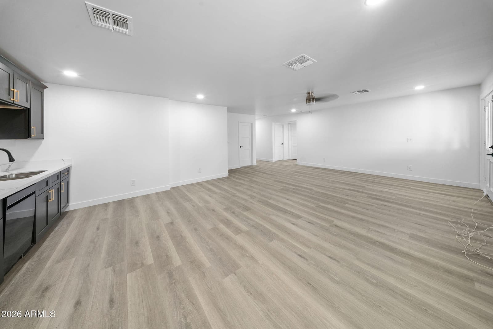 9416 W MADISON Street, Tolleson, AZ 85353 — photo 10 of 43
