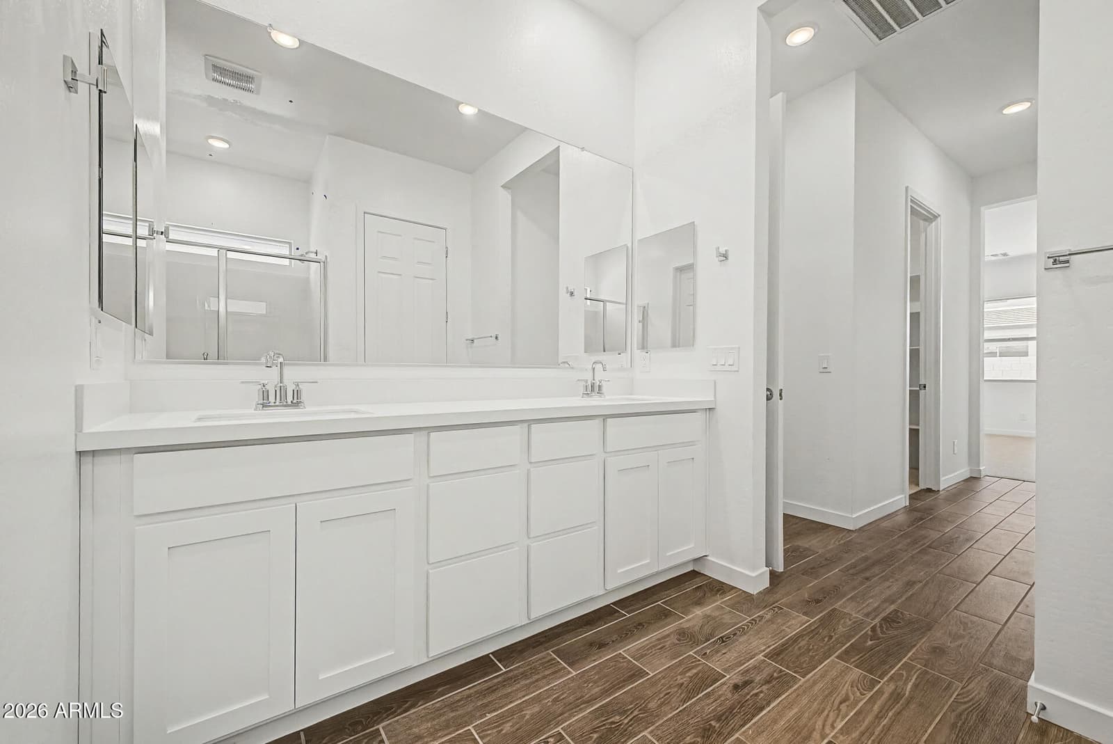 320 W FLOYD Drive, San Tan Valley, AZ 85140 — photo 11 of 25