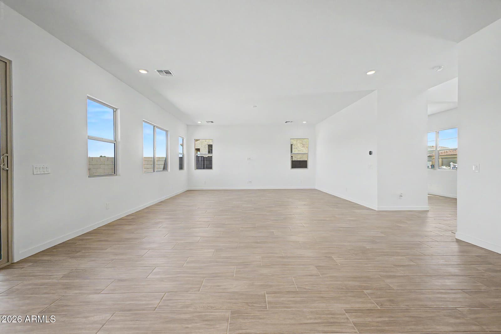 432 W Flax Drive, San Tan Valley, AZ 85140 — photo 5 of 16