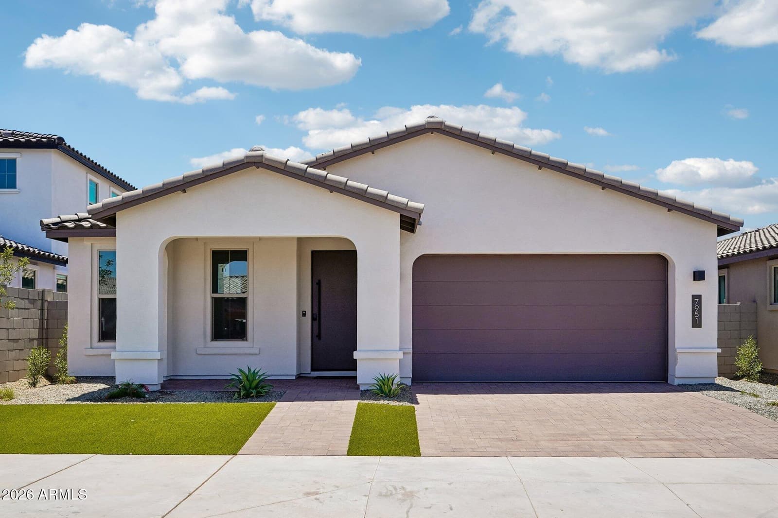 7951 W LOMA Lane, Peoria, AZ 85345