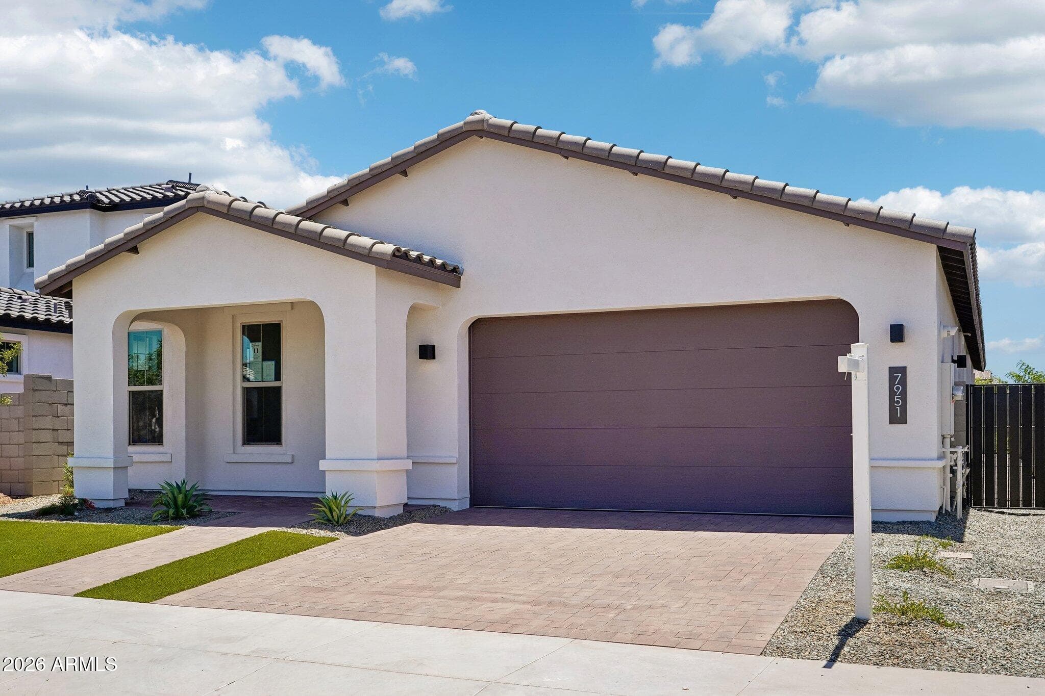 7951 W LOMA Lane, Peoria, AZ 85345 — photo 3 of 39
