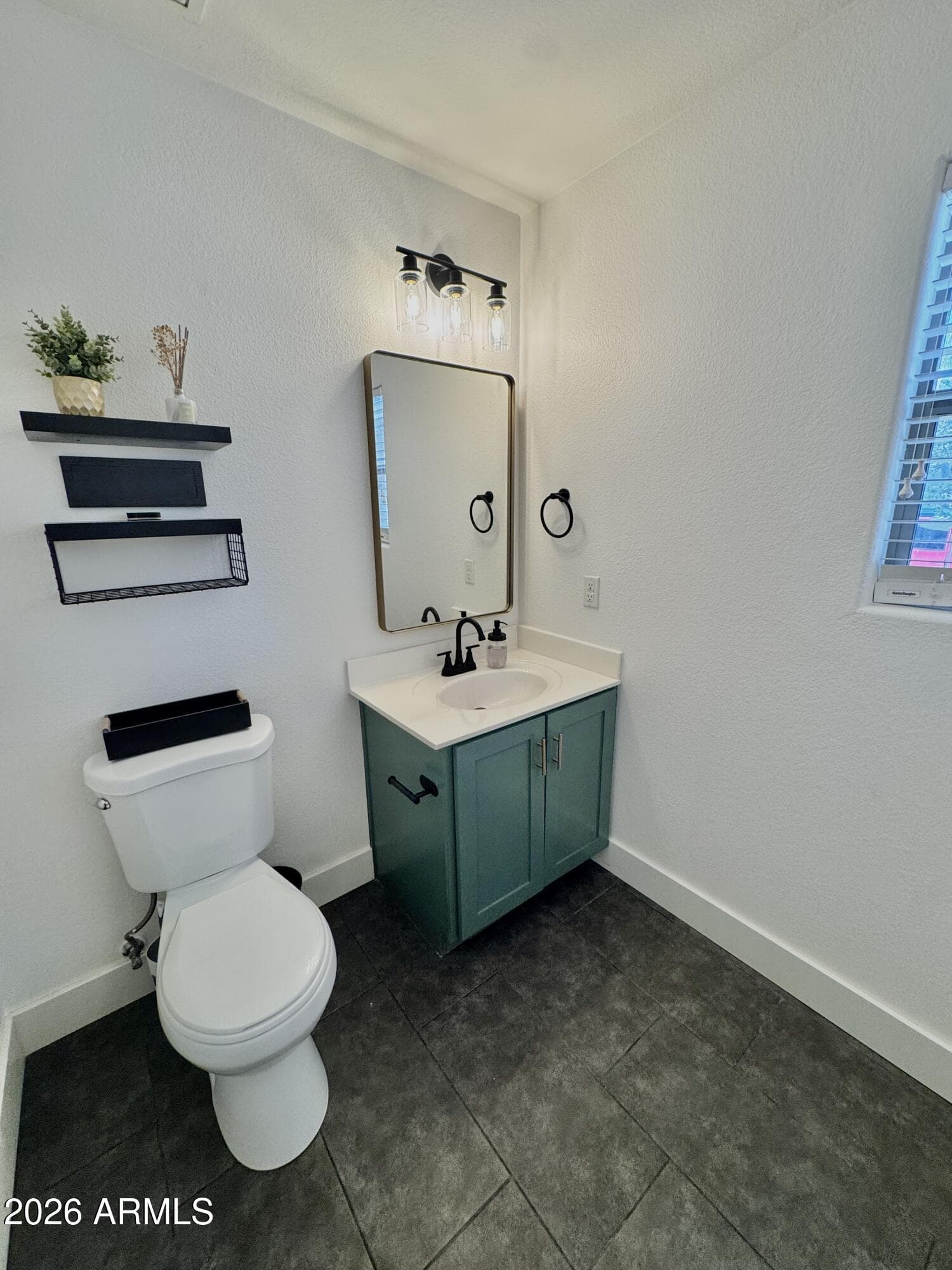 18546 W LEGEND Drive, Surprise, AZ 85374 — photo 8 of 12